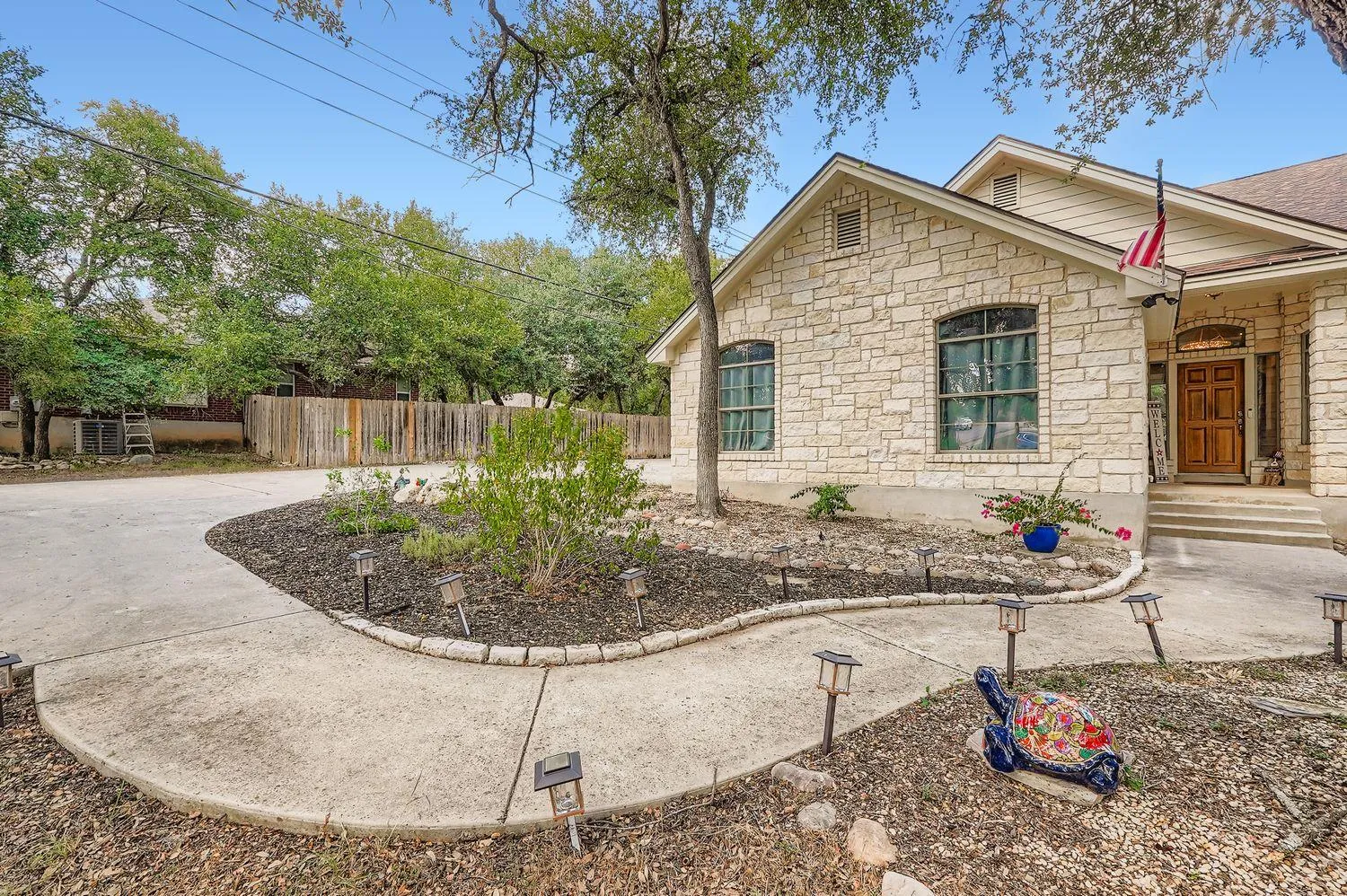Photo of 100 QUARRY SPRINGS DR, San Marcos, TX, 78666