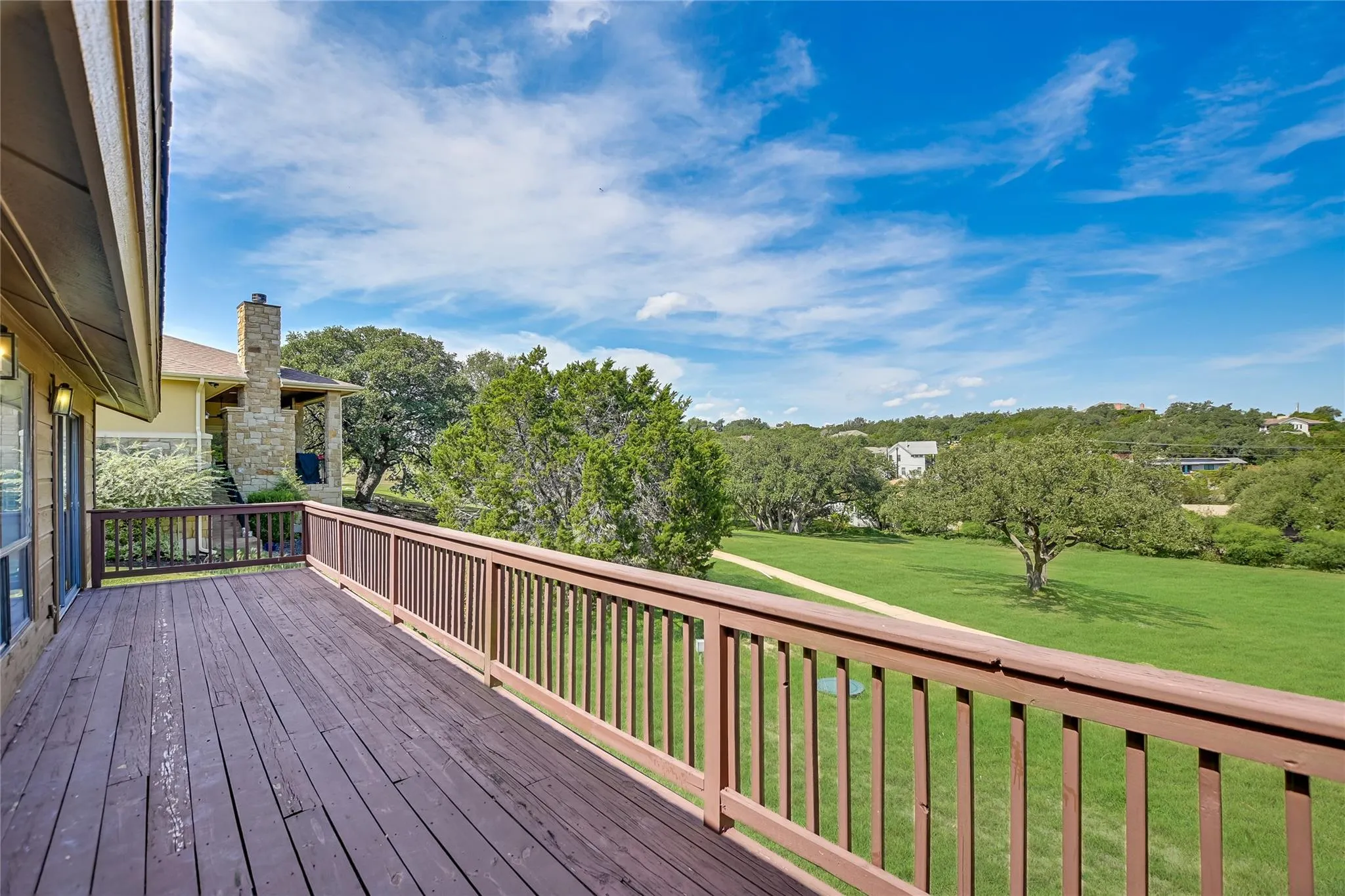 Photo 5 of 302 SEAWIND ST