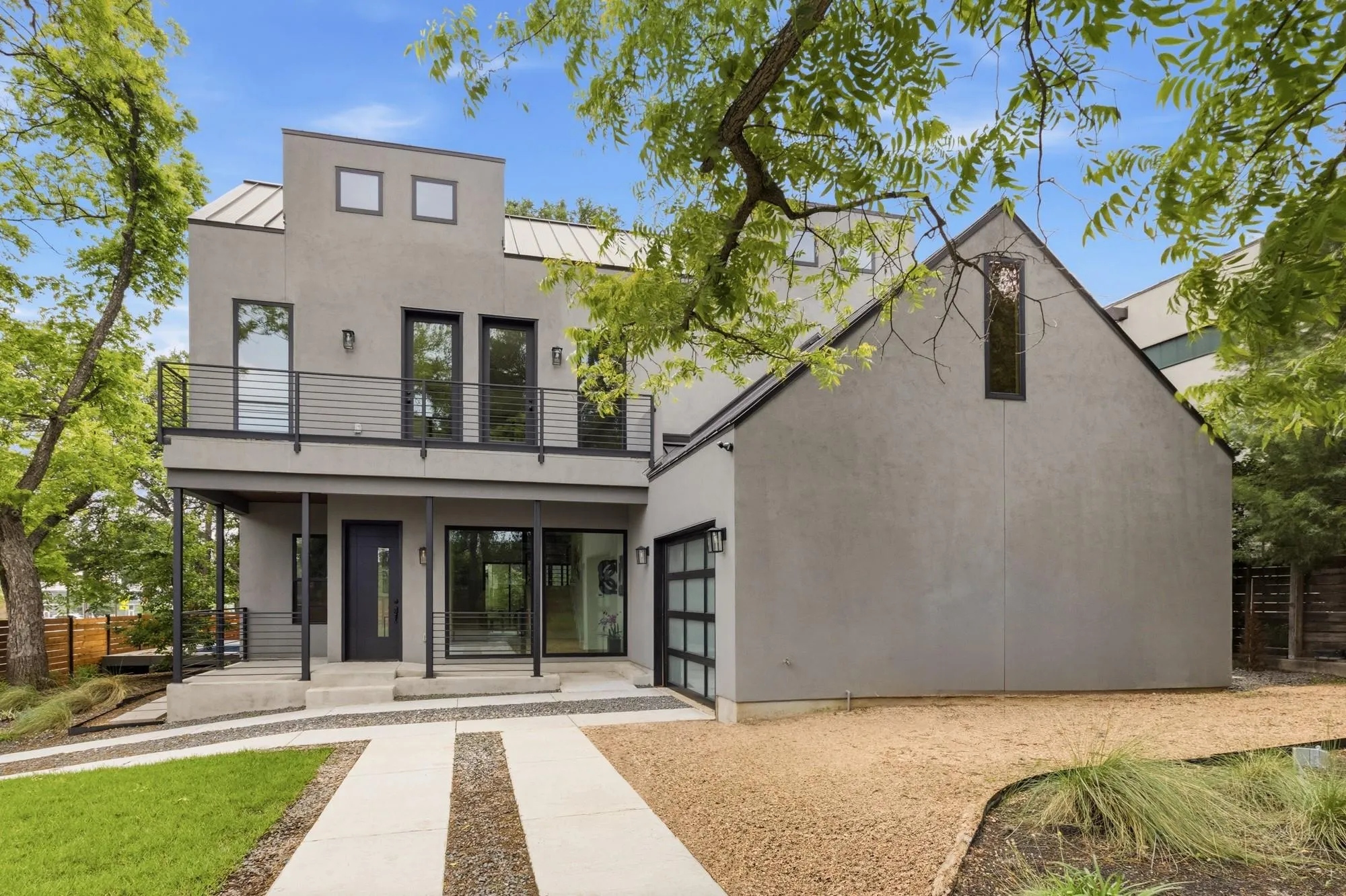 Photo of 2300 BLUEBONNET LN, Austin, 78704