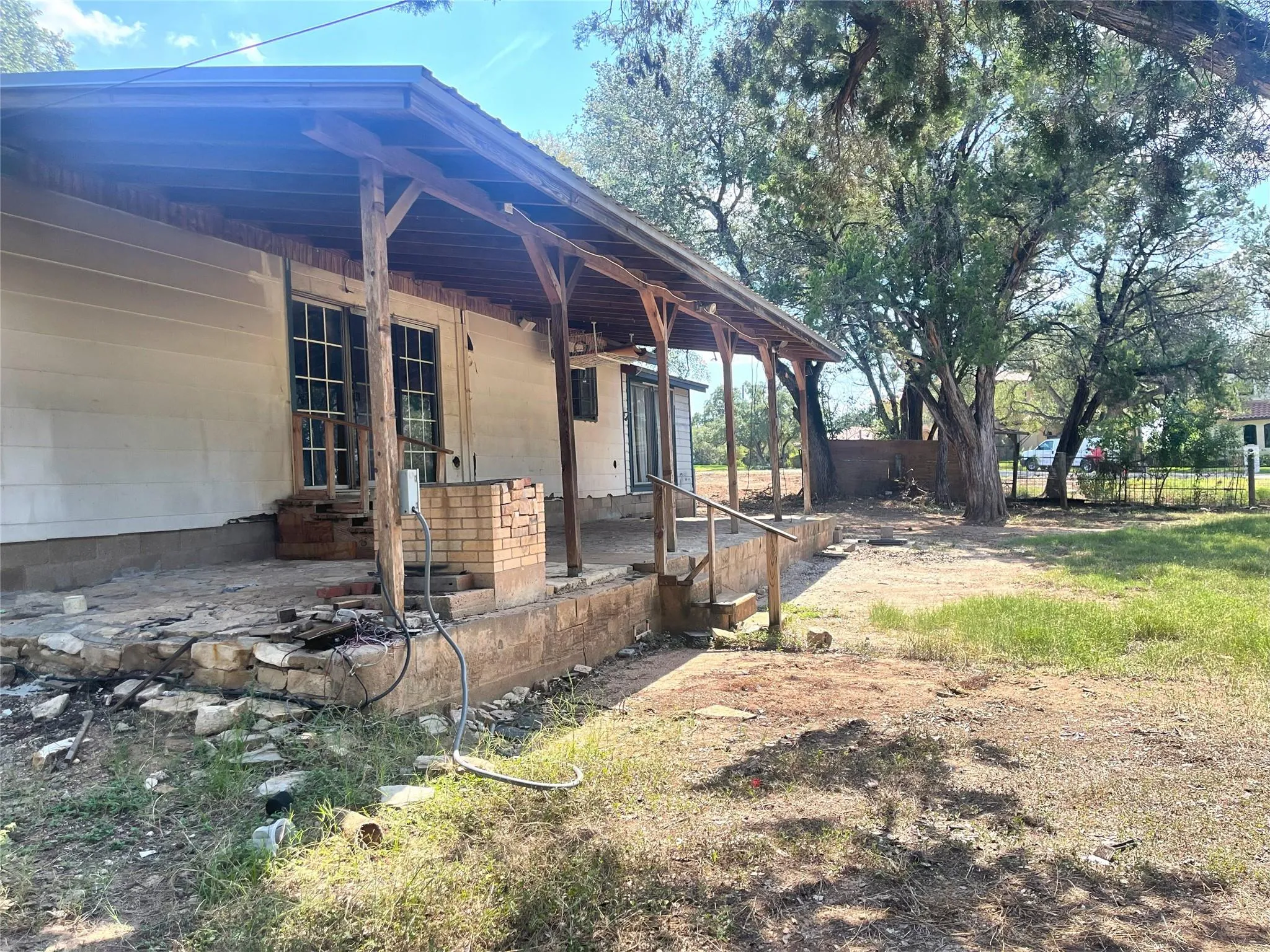 Photo 5 of 300 STONE RIDGE DR