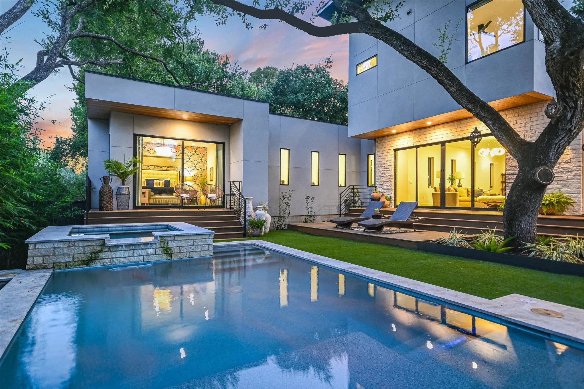 Photo of 403 RIDGEWOOD NONE, Austin, 78746