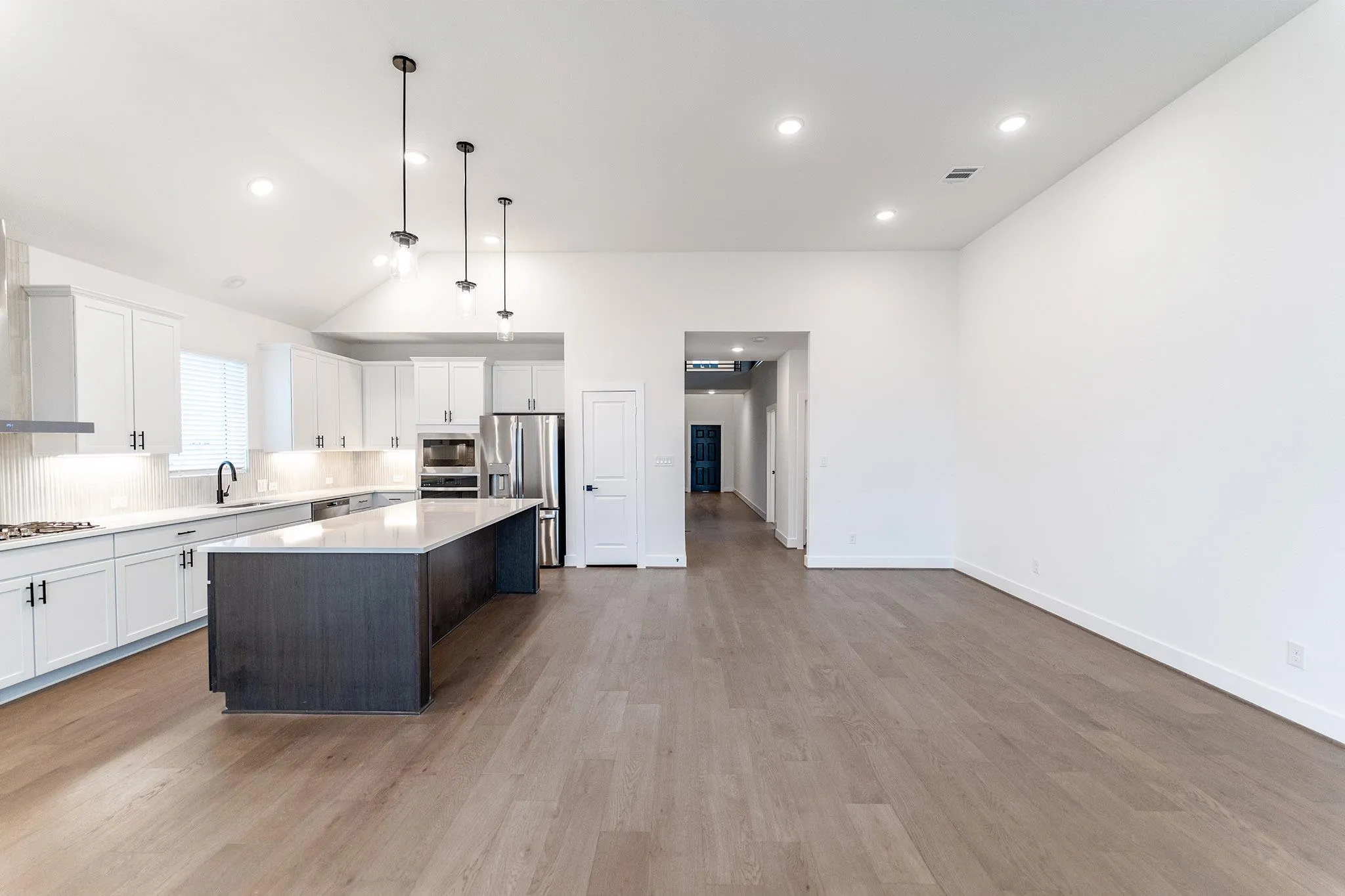 Photo 4 of 209 JOY LN