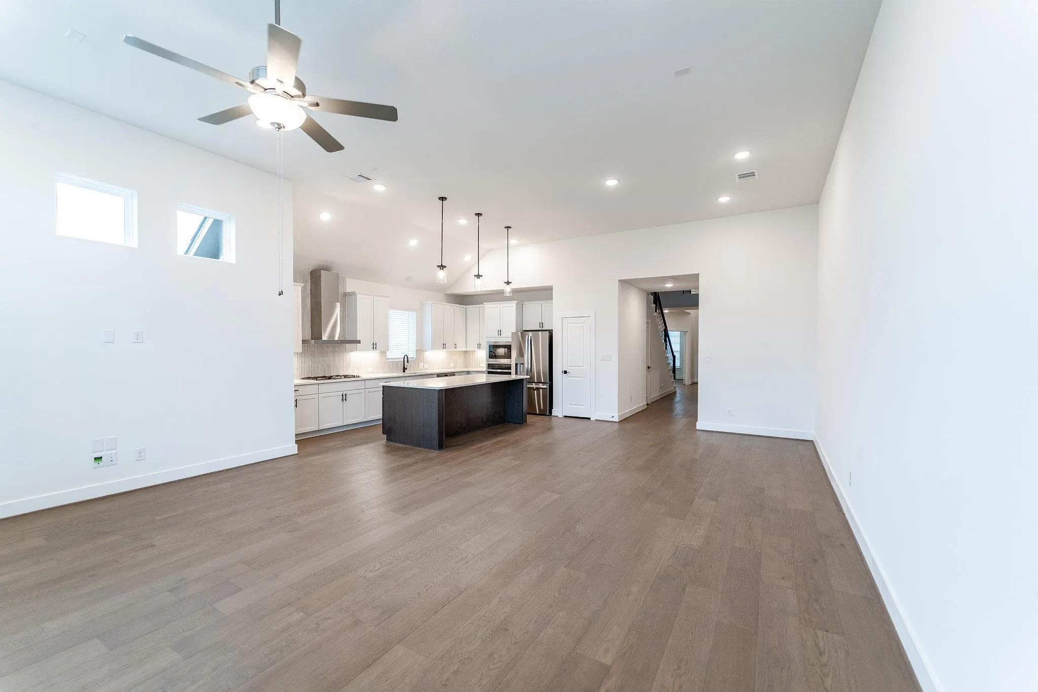 Photo 5 of 209 JOY LN