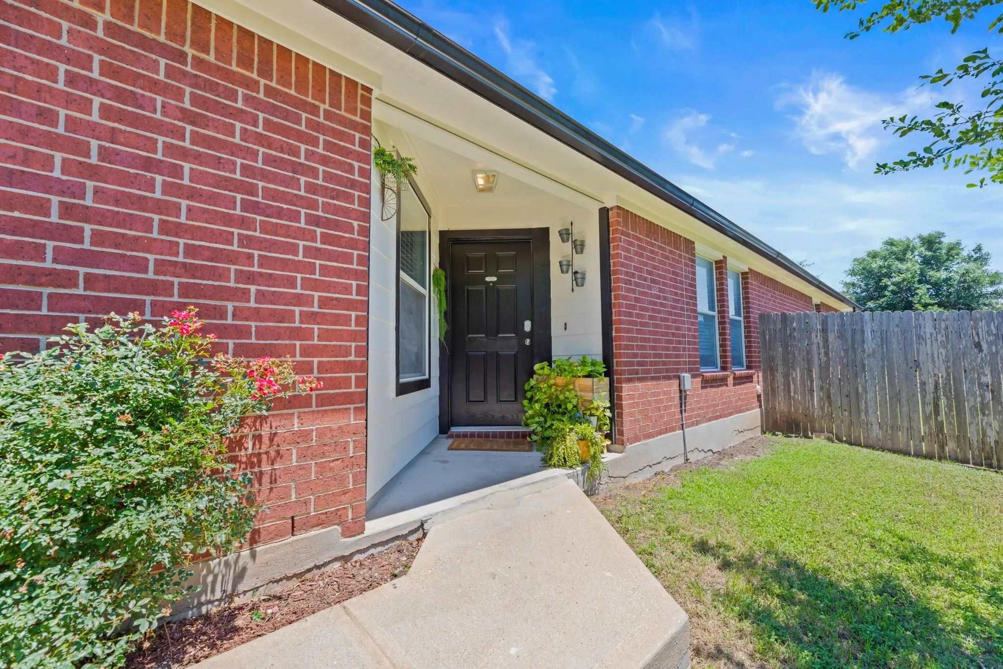 Photo 3 of 3613 BACH DR