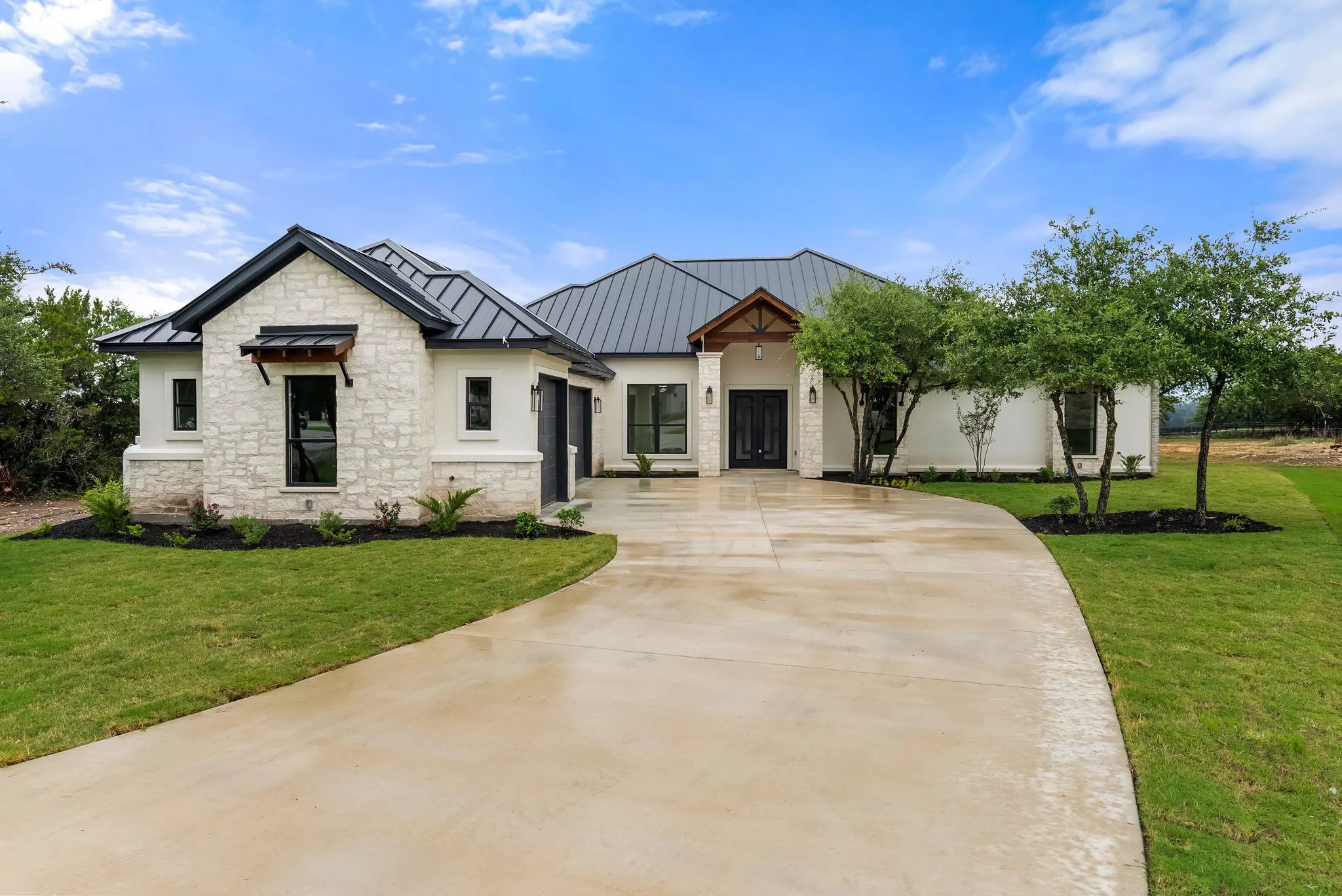 Photo of 517 VALE POND SPUR, Georgetown, TX, 78633