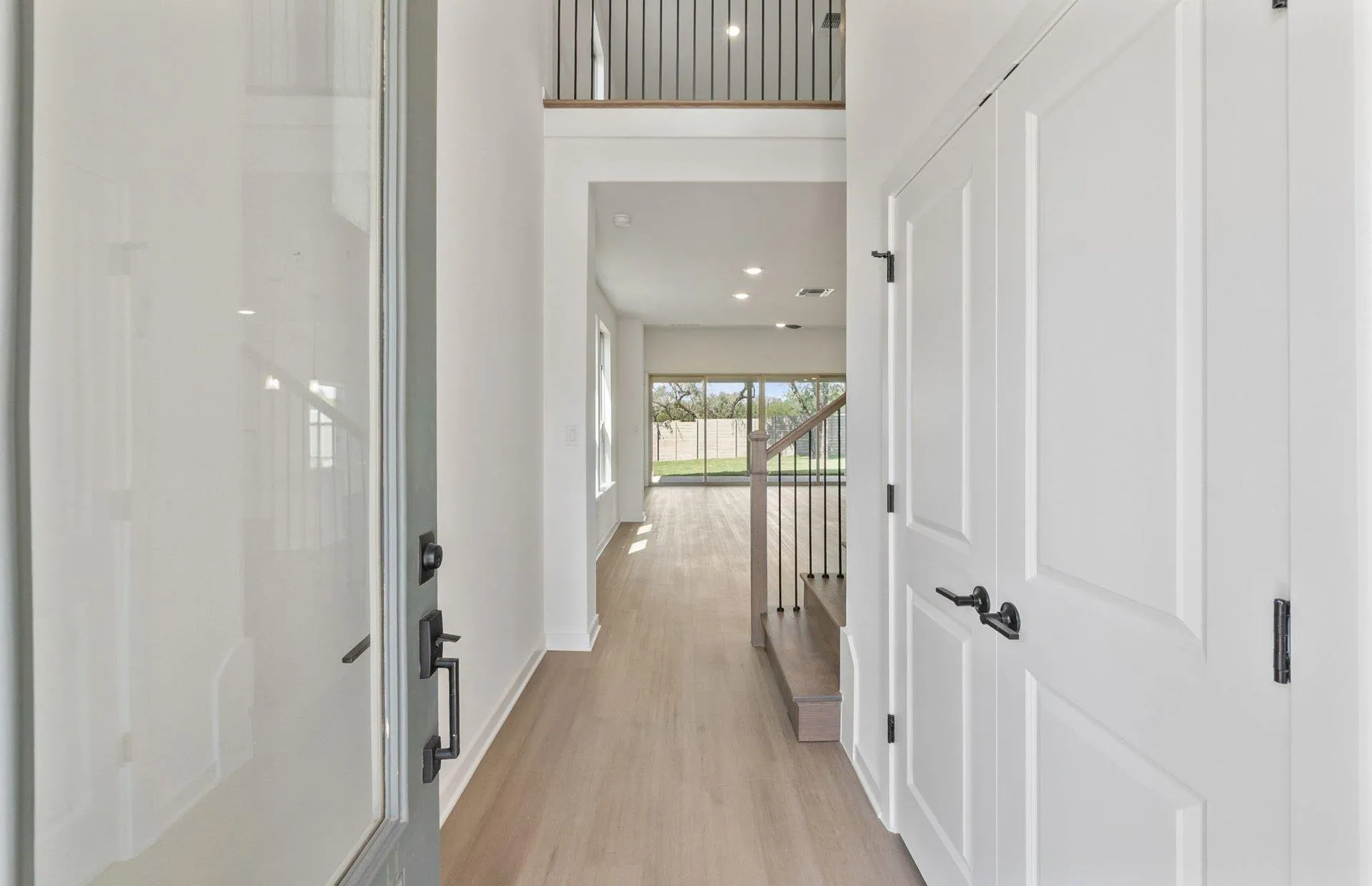 Photo 5 of 1812 SPRING MOUNTAIN CV