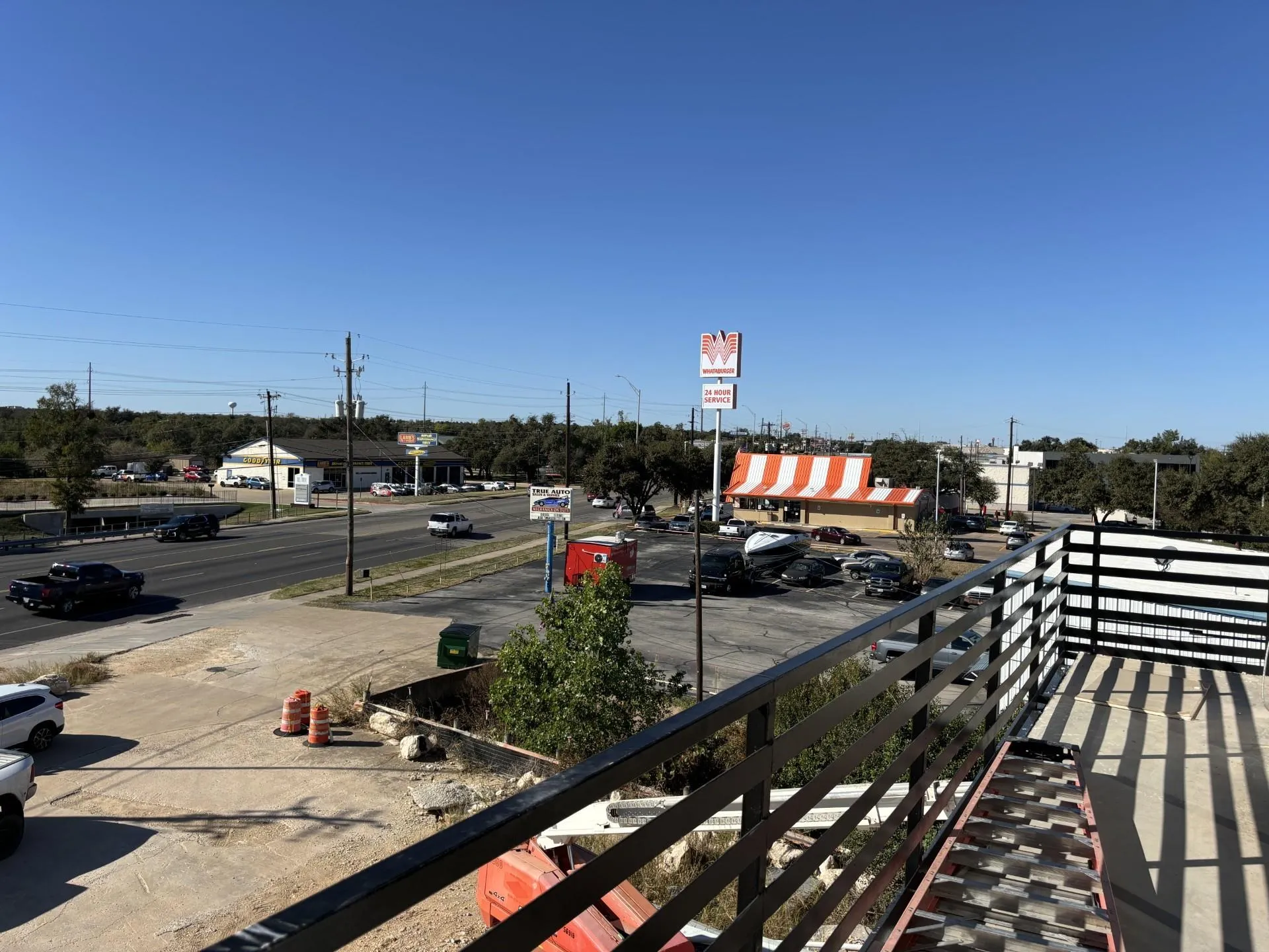Photo 5 of 430 NORTH BELL BLVD