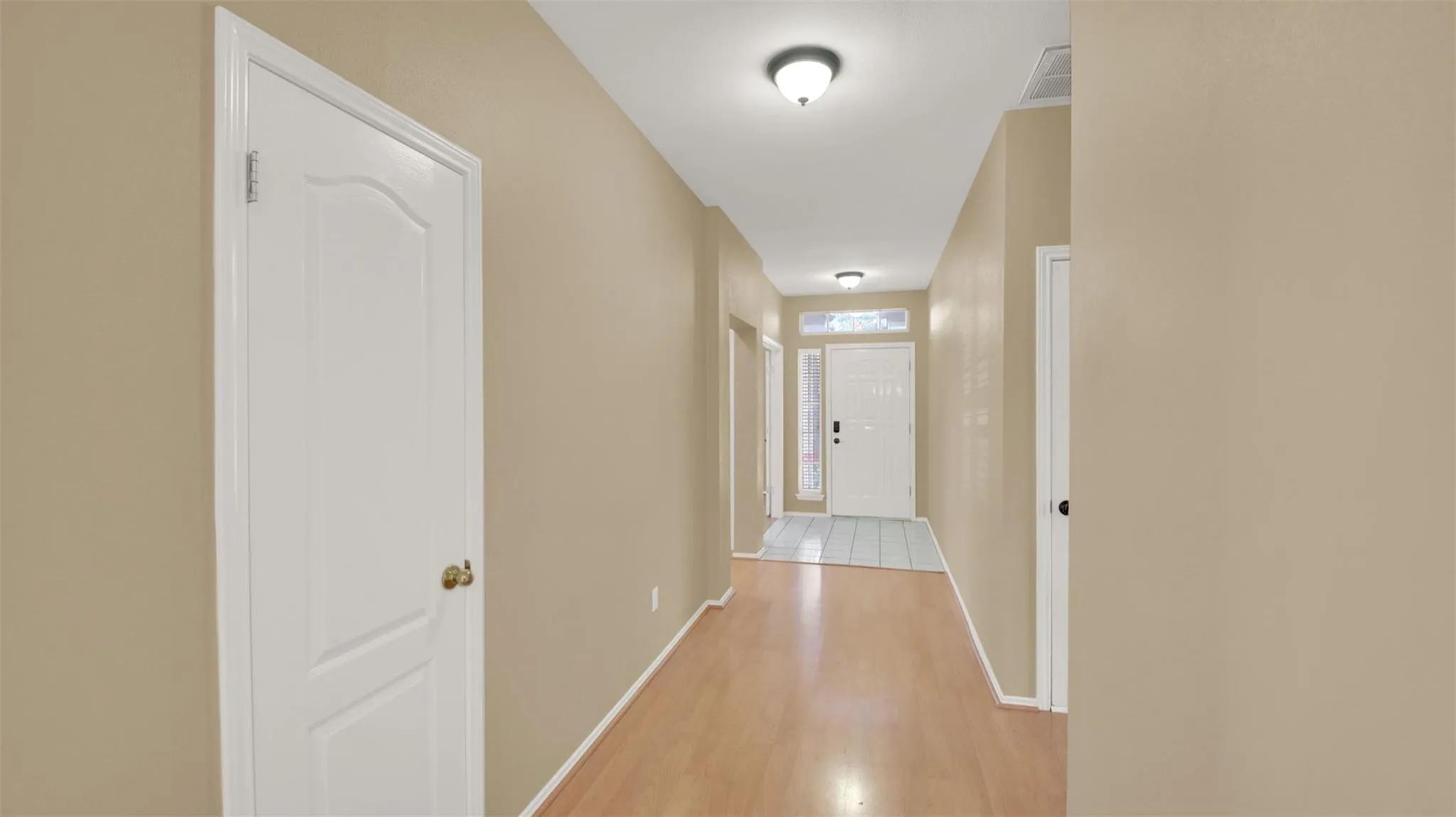 Photo 5 of 1030 DISRAELI CIR