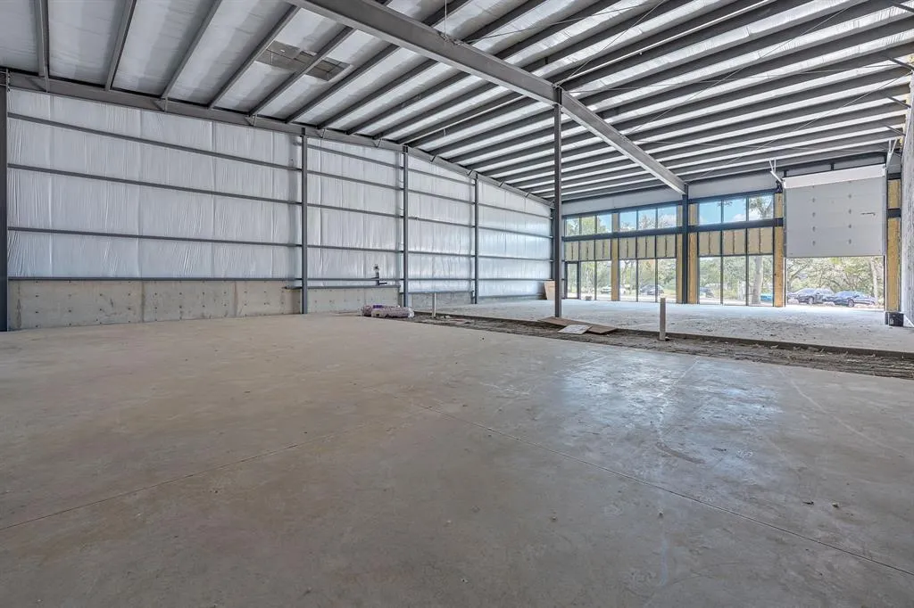 Photo 3 of 14510 FITZHUGH RD #BUILDING 2