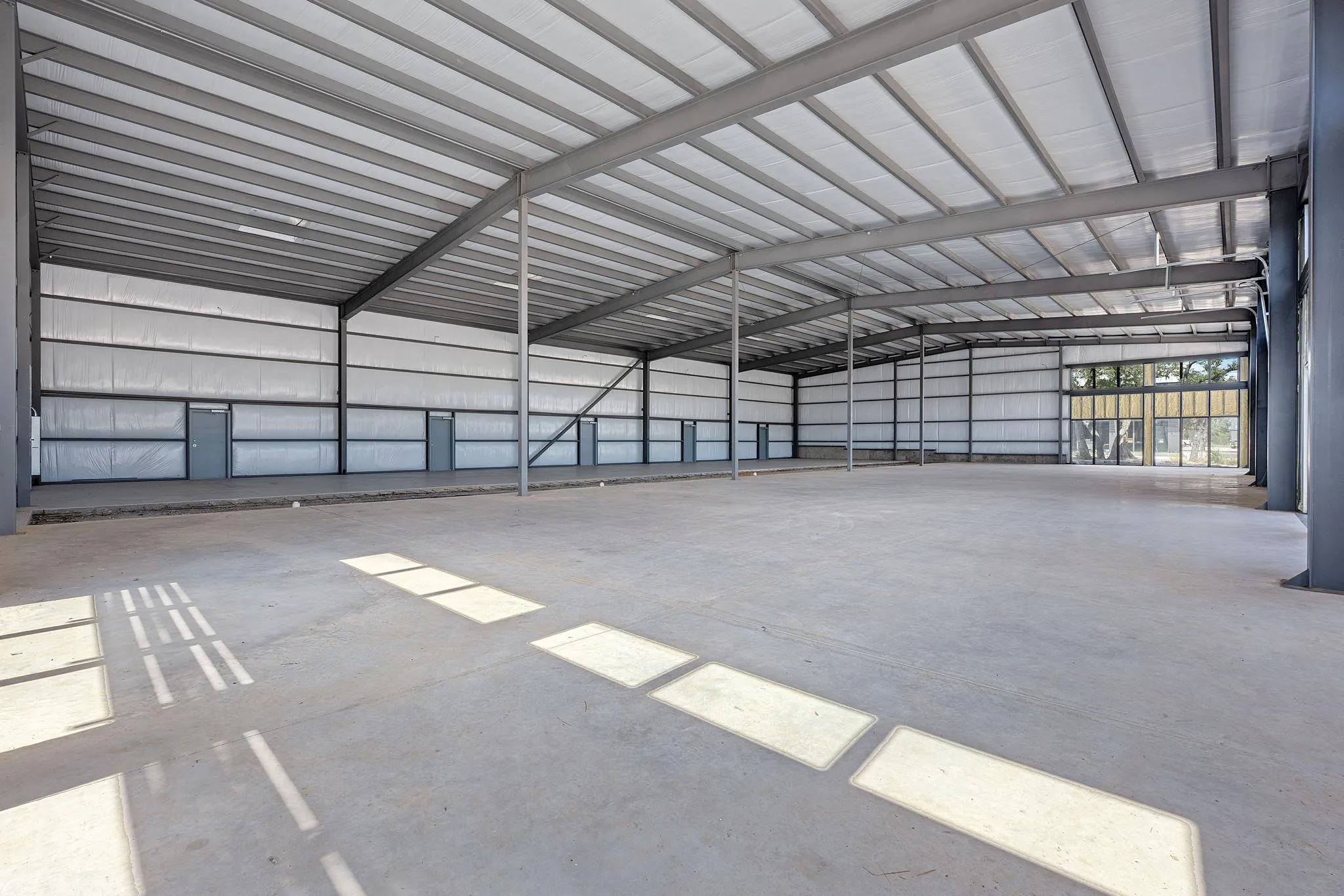 Photo 4 of 14510 FITZHUGH RD #BUILDING 3