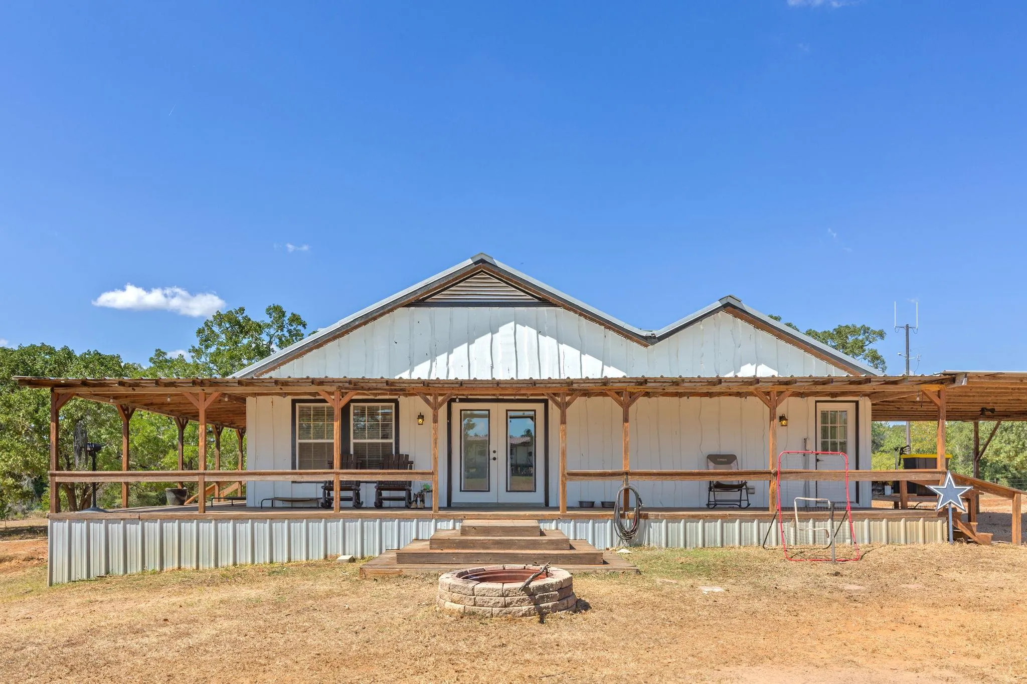 Photo of 274 OLD POTATO RD, Paige, TX, 78659