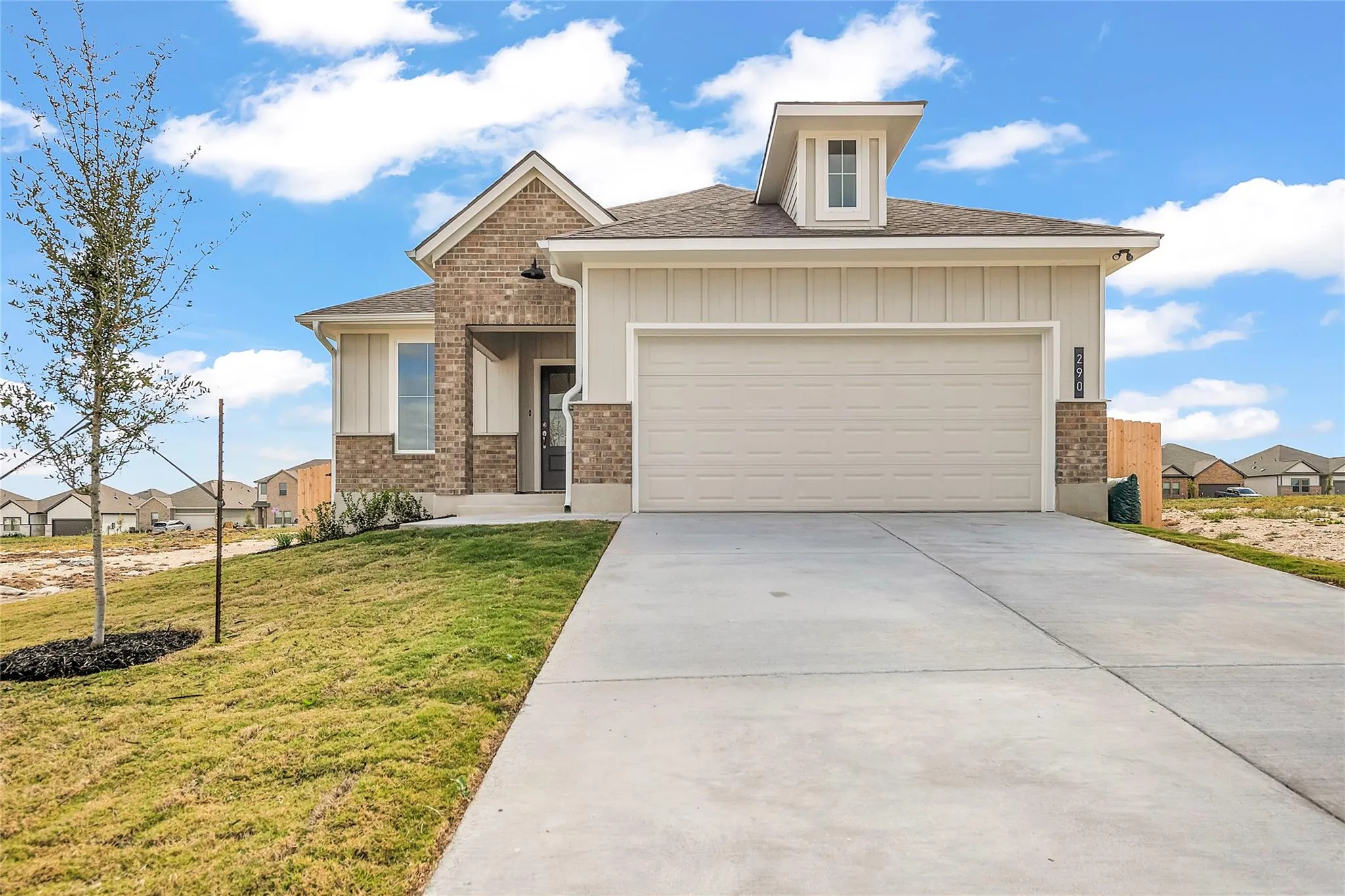 Photo of 290 BOATRIGHT BLVD, Jarrell, TX, 76537