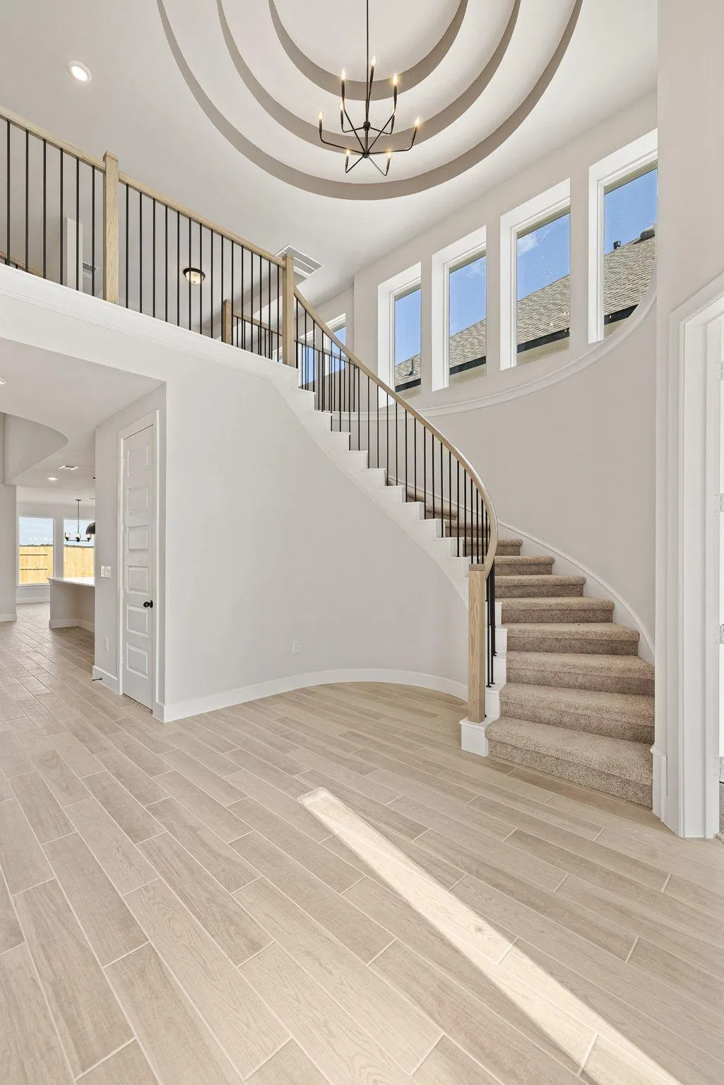 Photo 2 of 213 HORSEMINT LN
