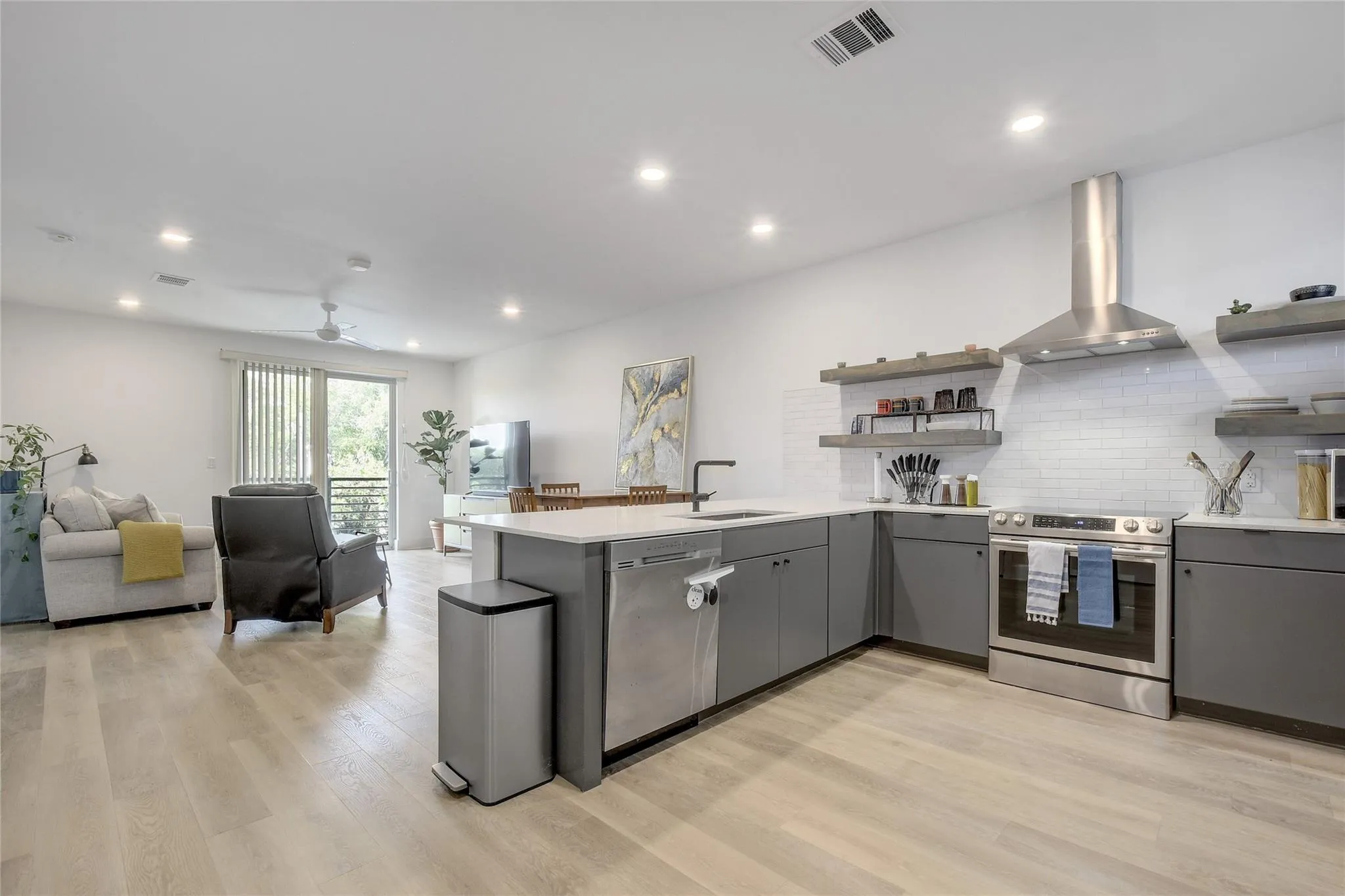 Photo of 2709 E 5TH ST #2305, Austin, TX, 78702