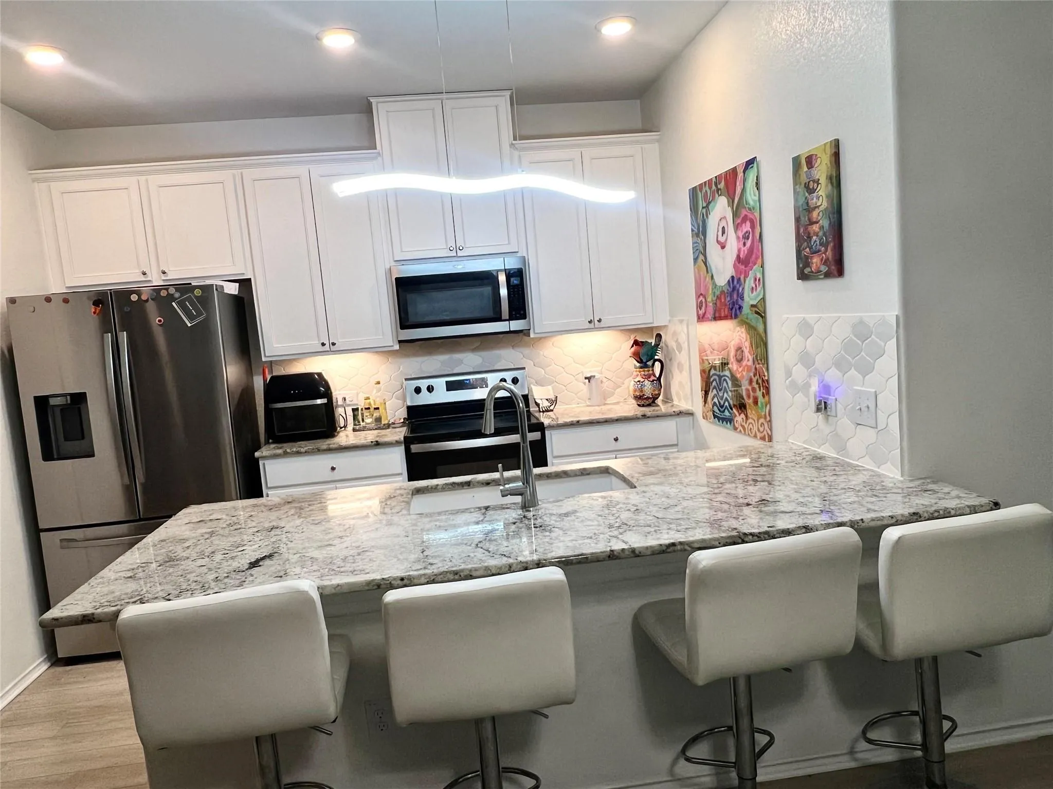 Photo of 504 BARBARY COAST LN, Jarrell, TX, 76537