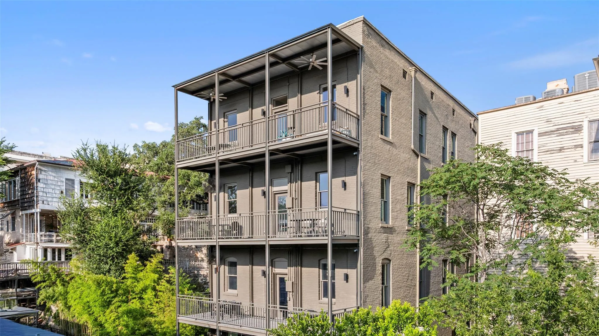 Photo of 702 SAN ANTONIO ST, Austin, 78701