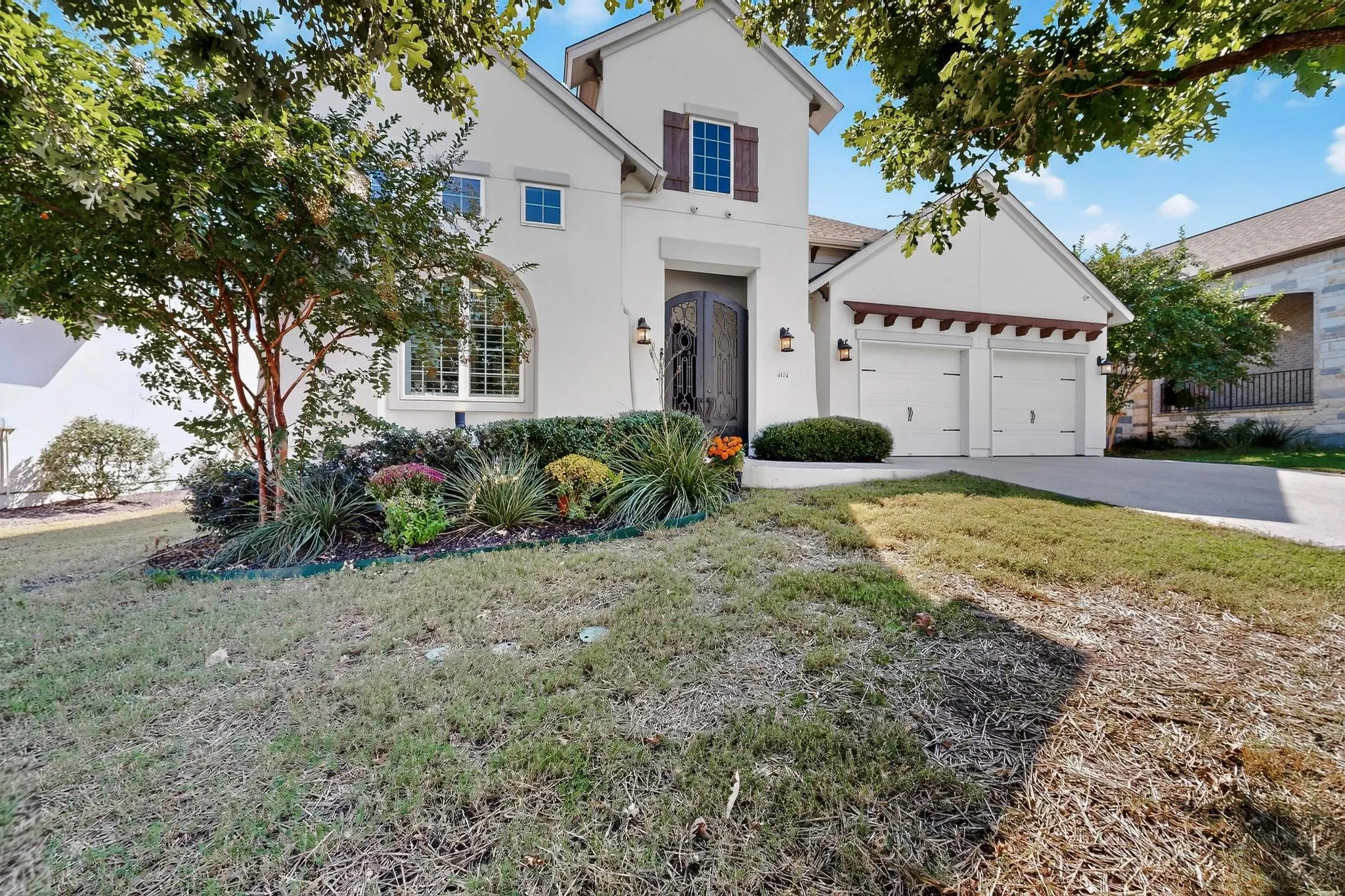 Photo 2 of 4104 BELISARIO CT