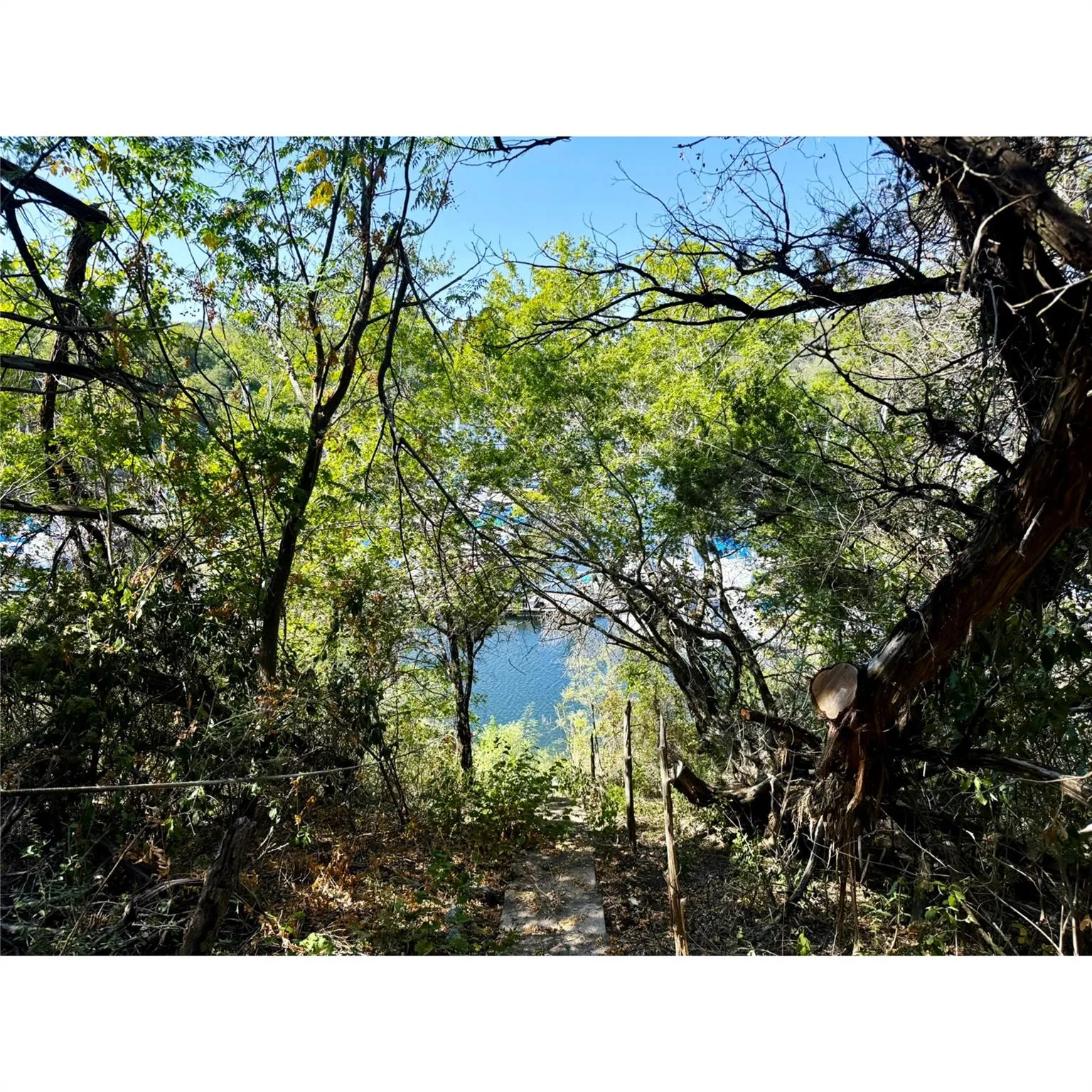 Photo 3 of 14456 AGARITA RD
