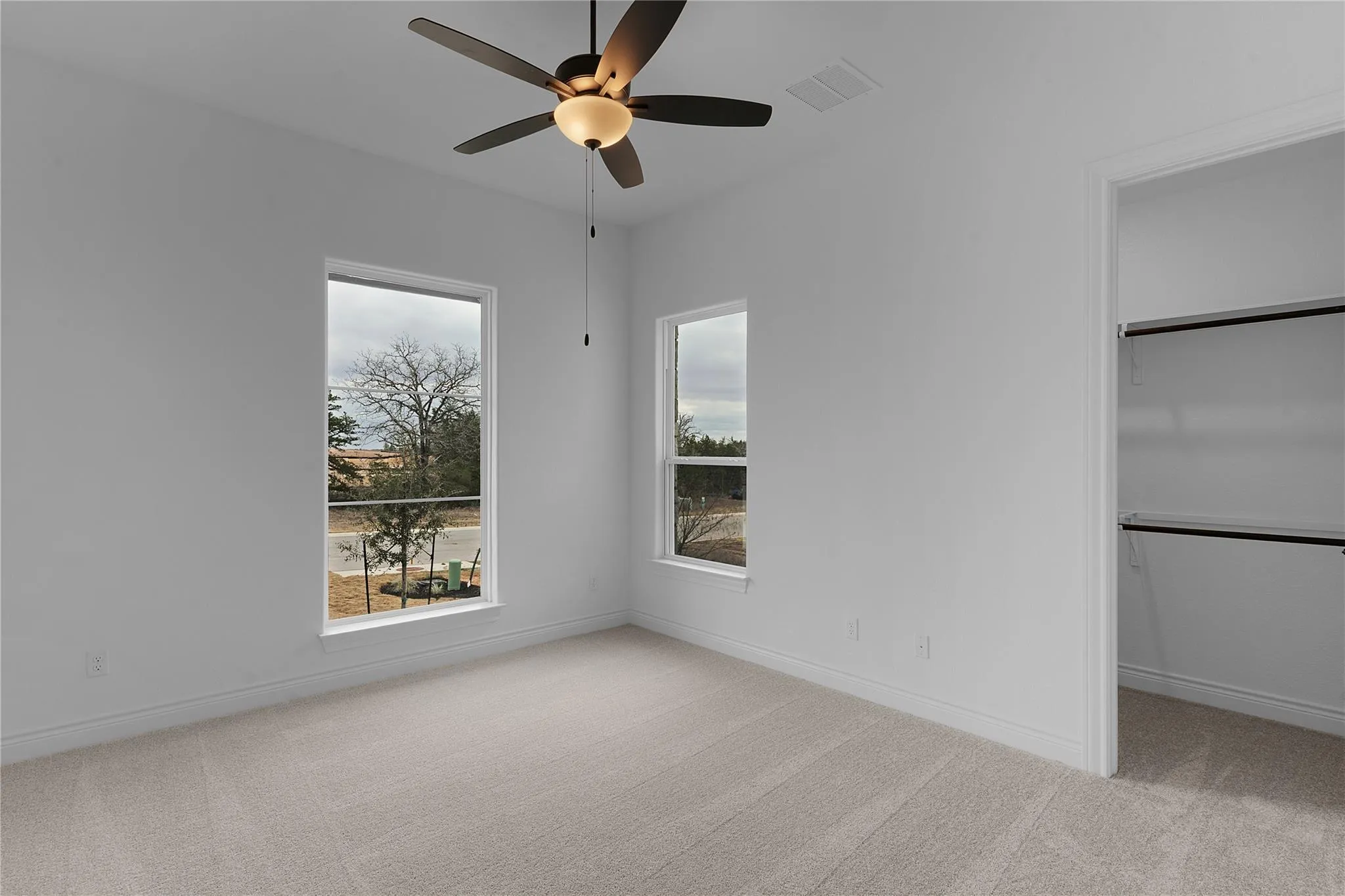Photo 4 of 184 WILLIAM HERSEE DR