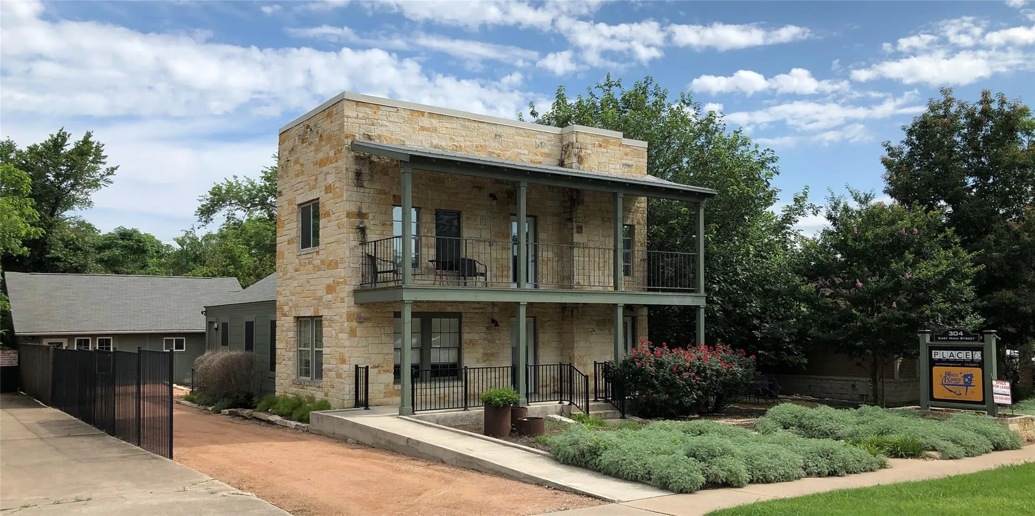Photo of 304 E MAIN ST, Round Rock, TX, 78664