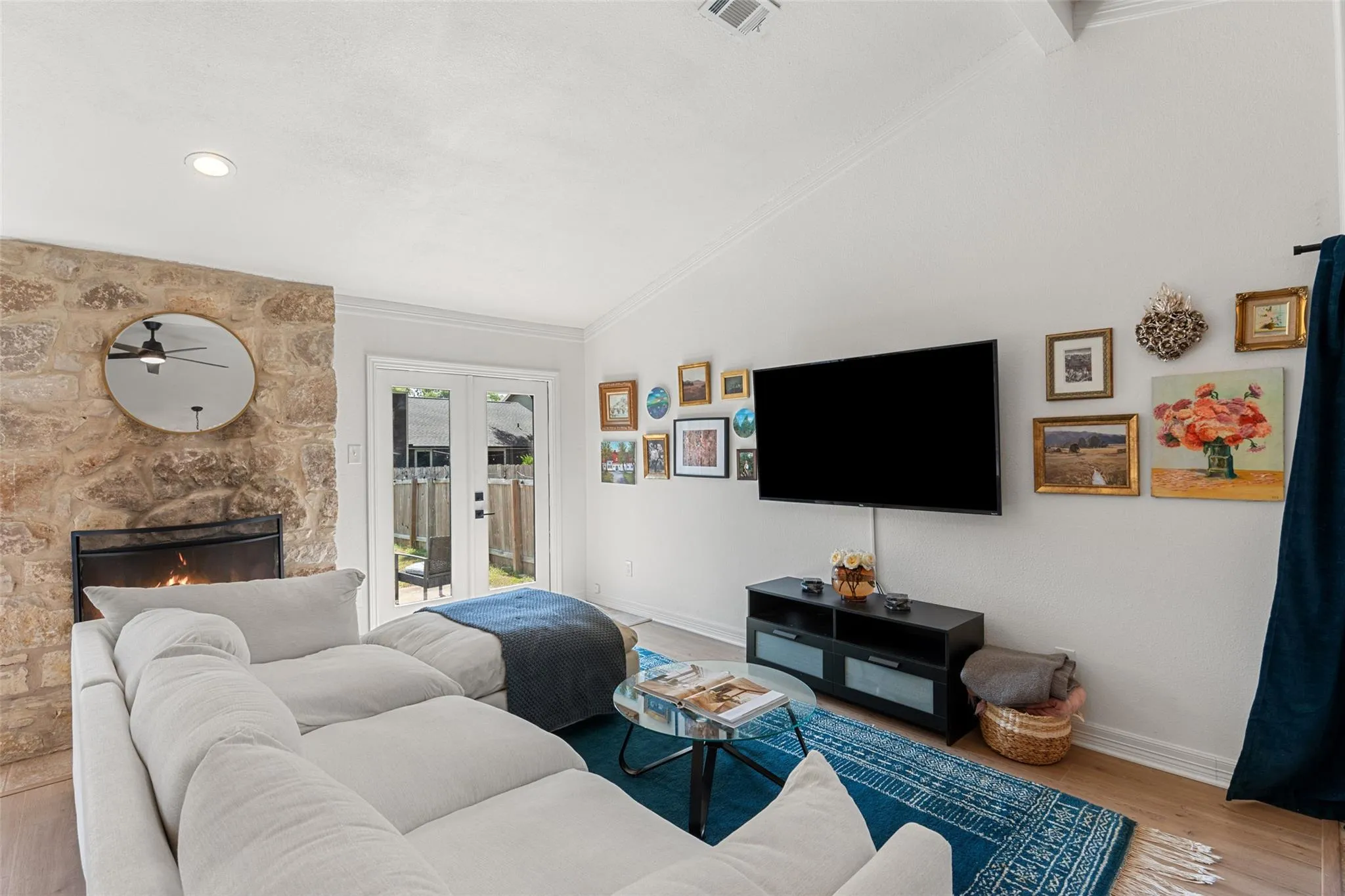 Photo 4 of 9833 BRIAR RIDGE DR