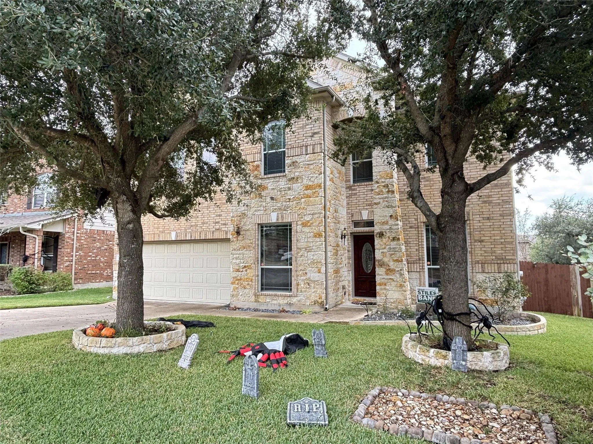 Photo of 705 S FRONTIER LN, Cedar Park, TX, 78613