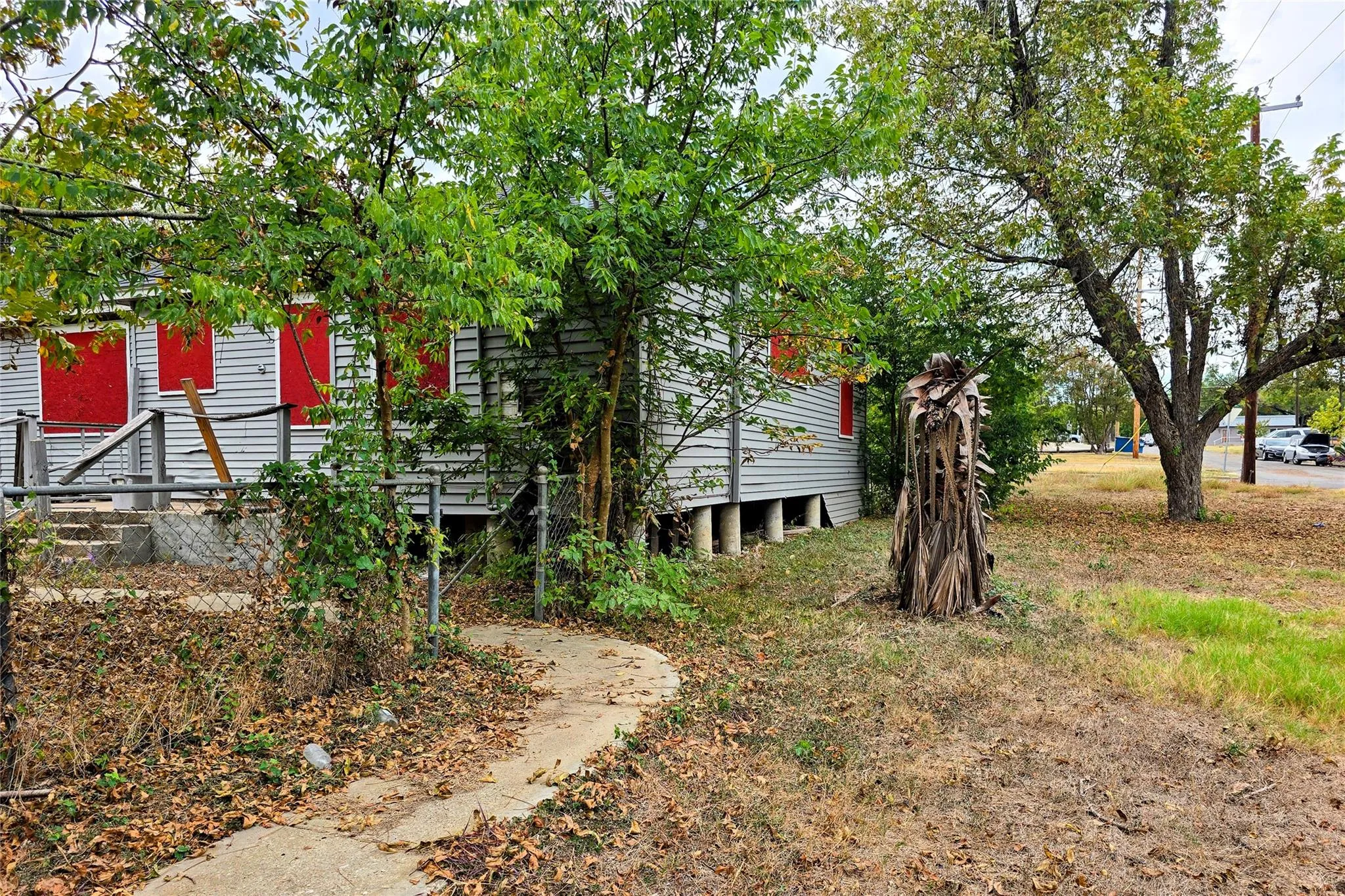 Photo 5 of 914 PORTER ST