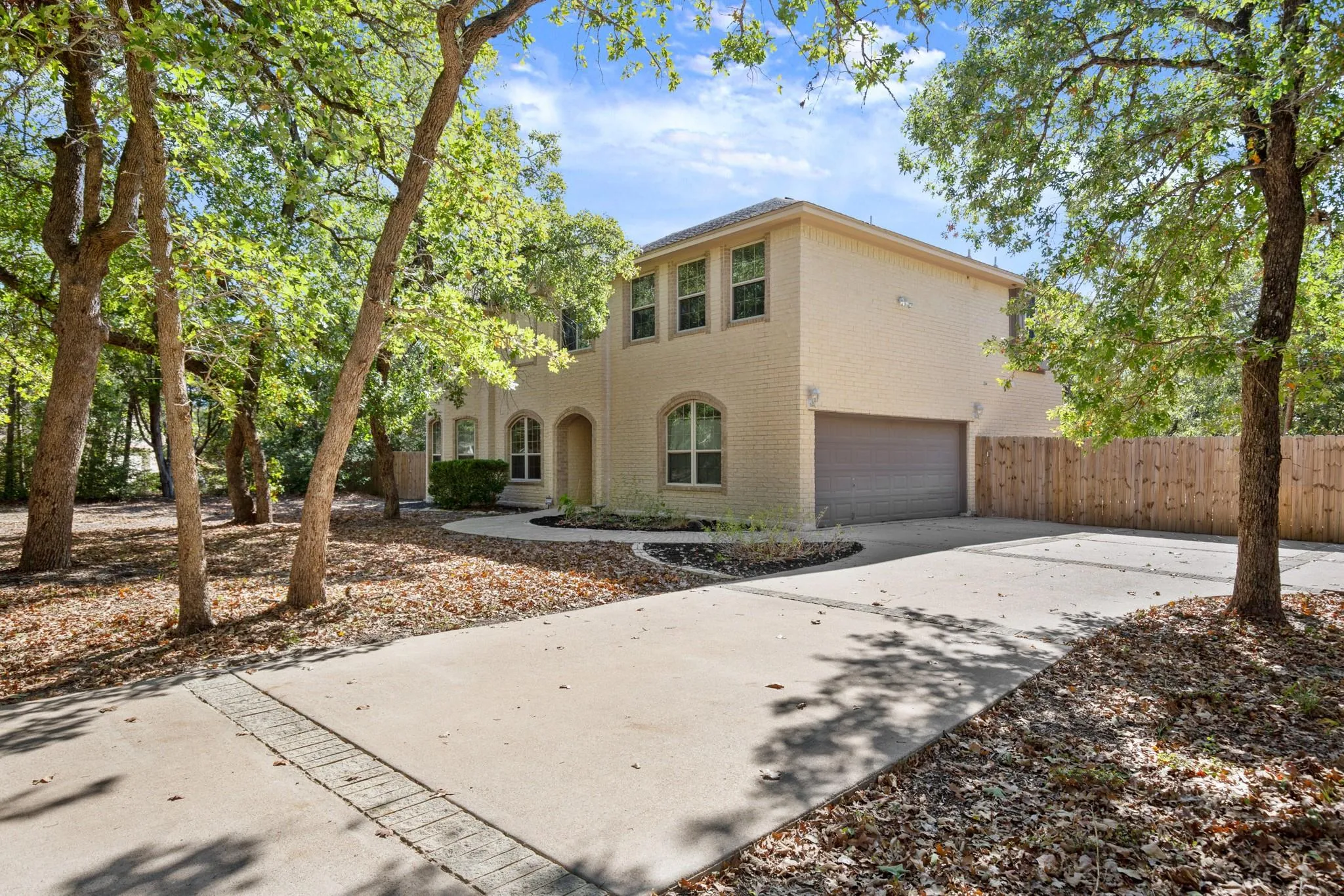 Photo 3 of 149 SPANISH OAK TRL