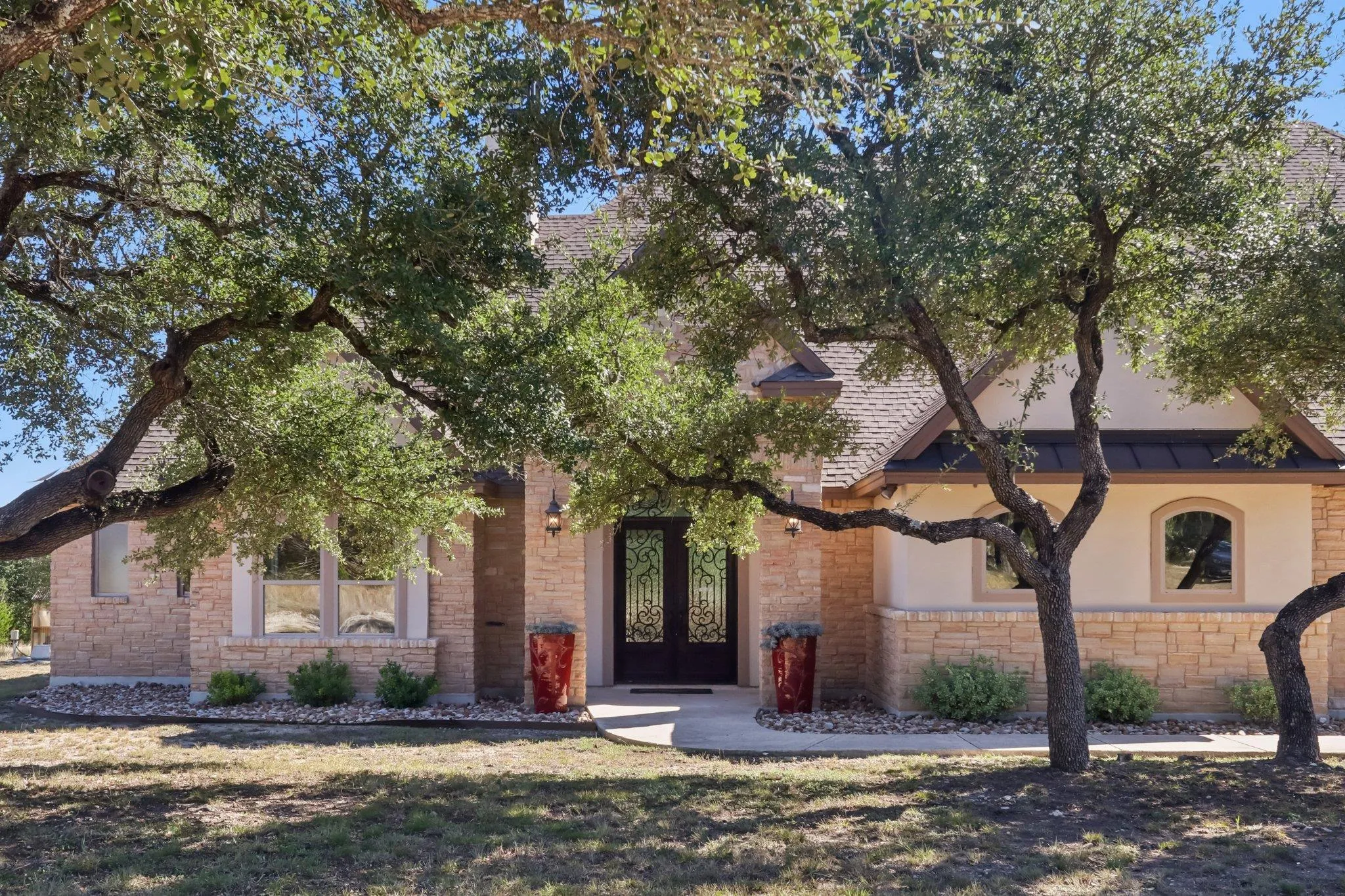 Photo 2 of 1194 VAQUERO WAY