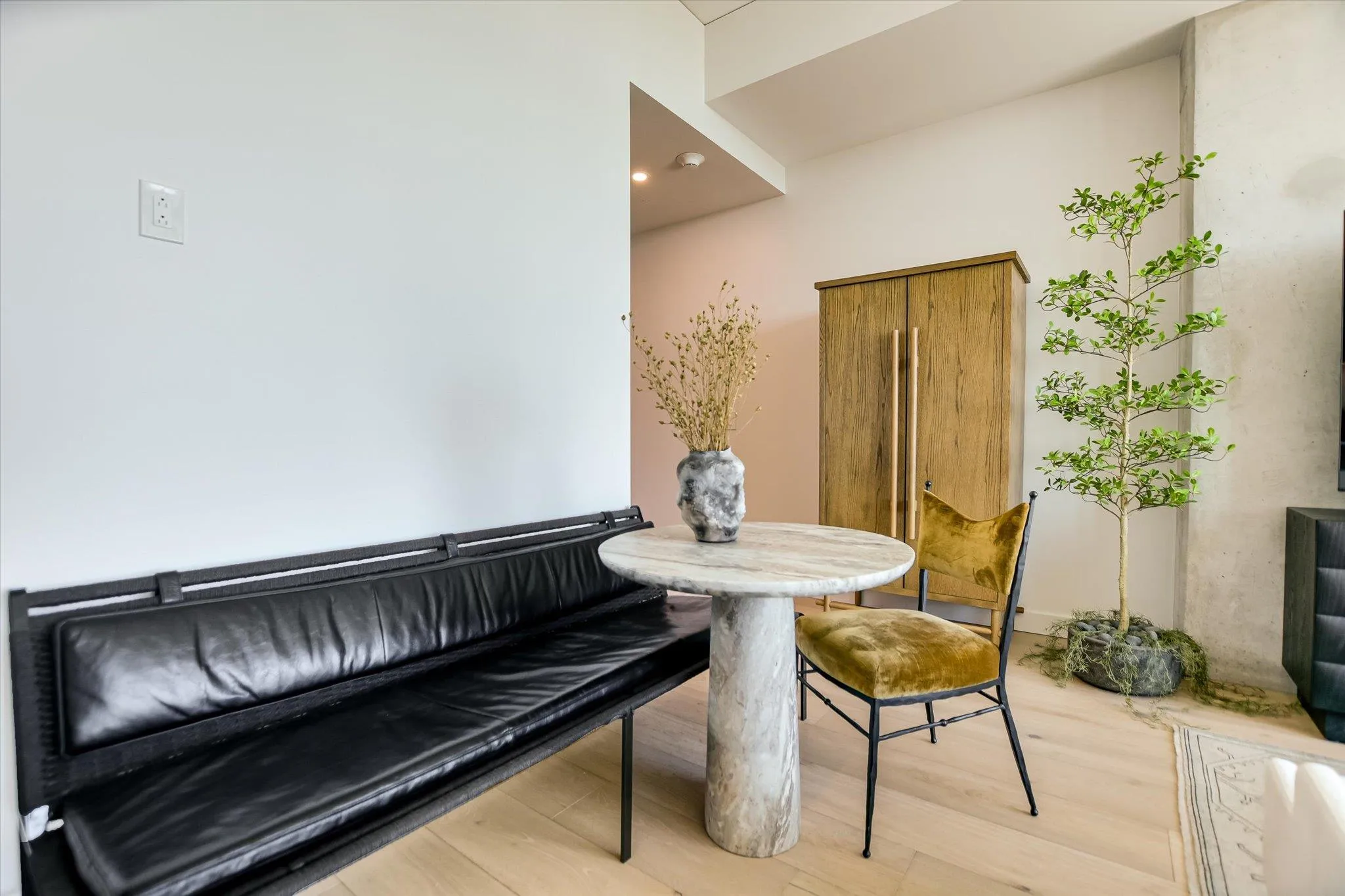Photo 5 of 610 DAVIS ST #2607