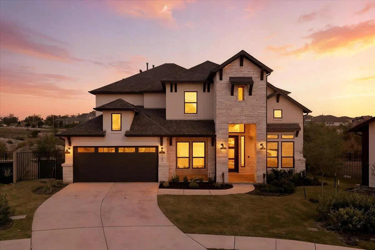 Photo of 8700 OLMSTED WAY, Austin, TX, 78744