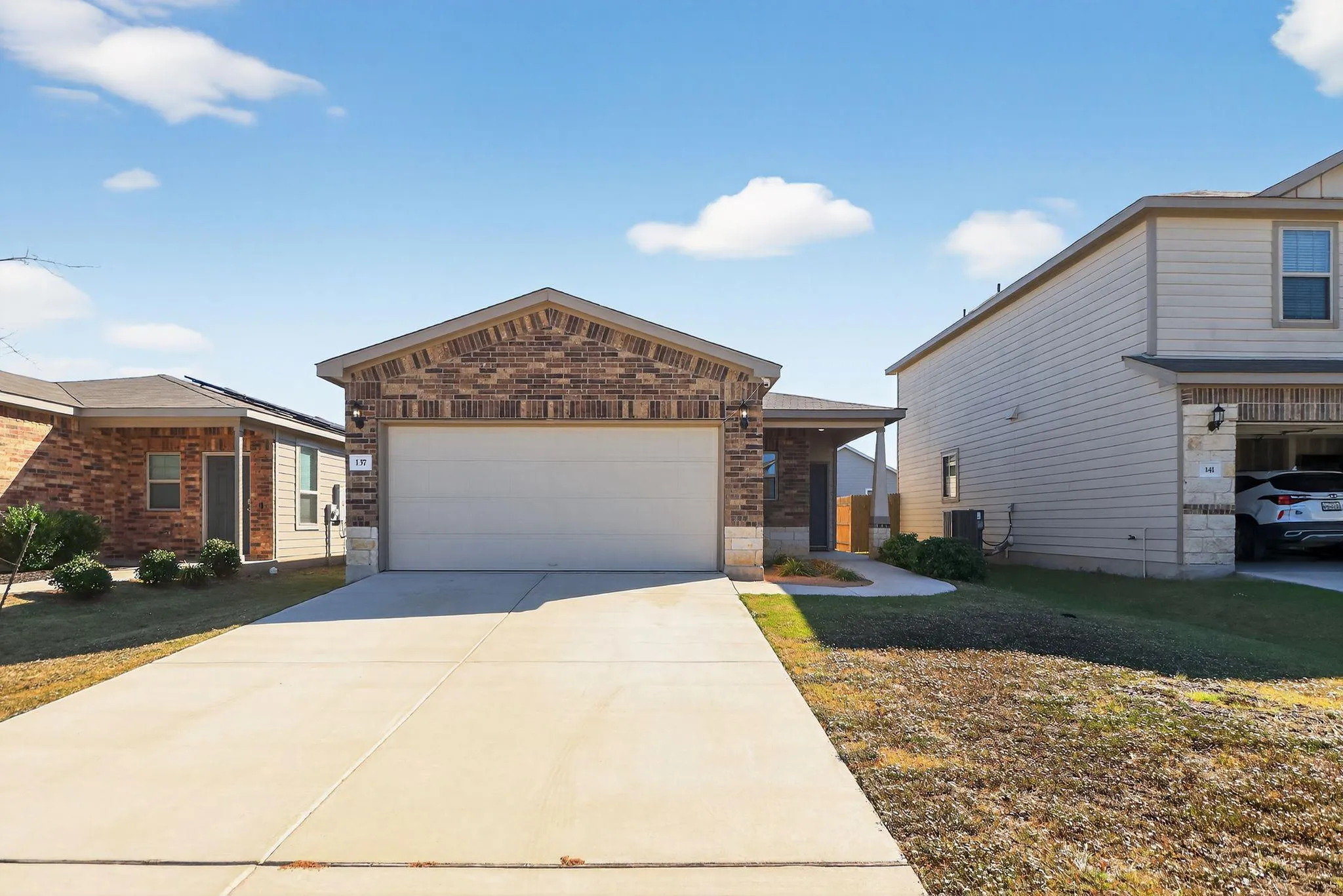 Photo of 137 MIRACLE DR, Jarrell, TX, 76537
