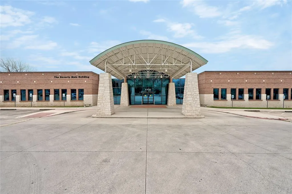 Photo of 8001 CENTRE PARK DR #120, Austin, TX, 78754