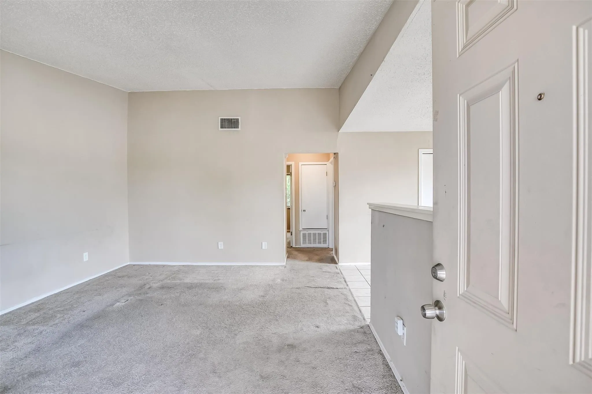 Photo 2 of 8419 RIVERSTONE DR #D