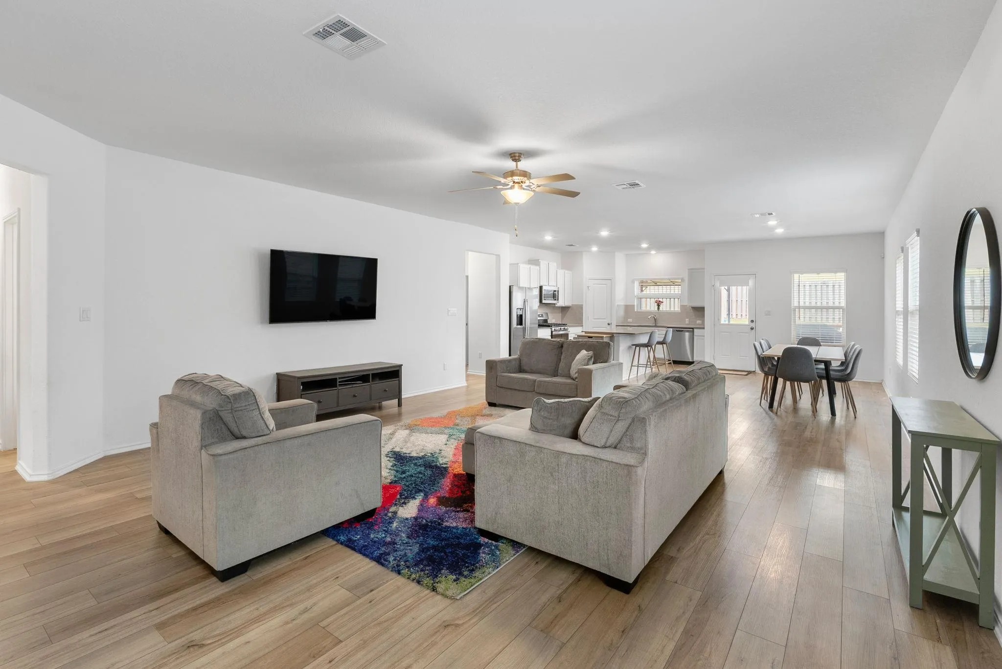 Photo 5 of 1240 SWEETSPIRE ST