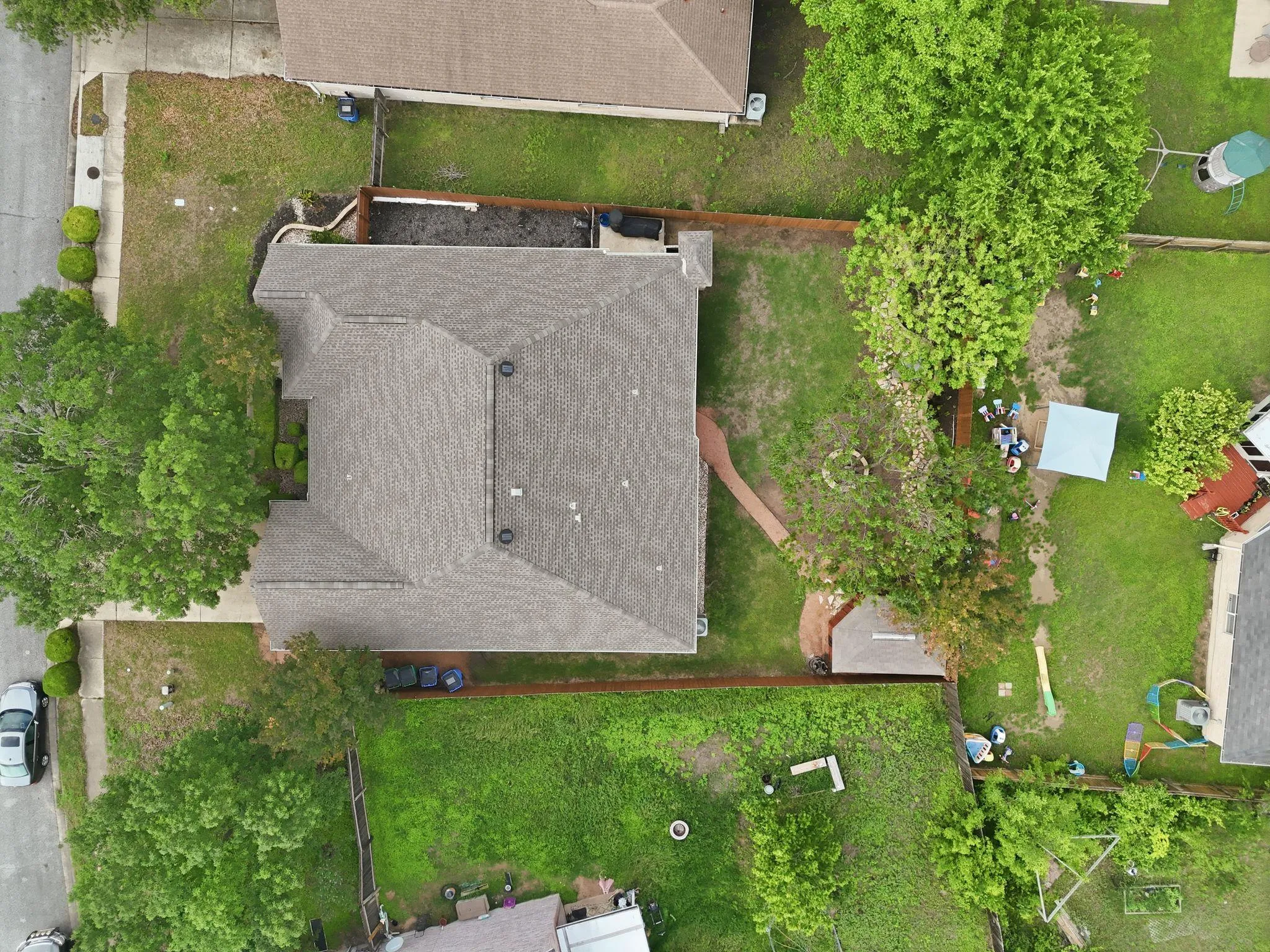 Photo 5 of 903 E OLYMPIC DR