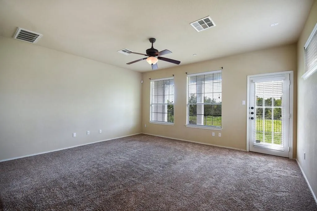 Photo 5 of 9201 BRODIE LN #2903