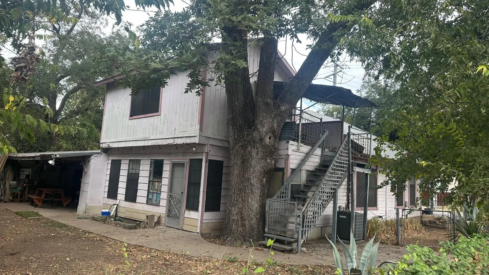 Photo of 40 WALLER ST, Austin, TX, 78702