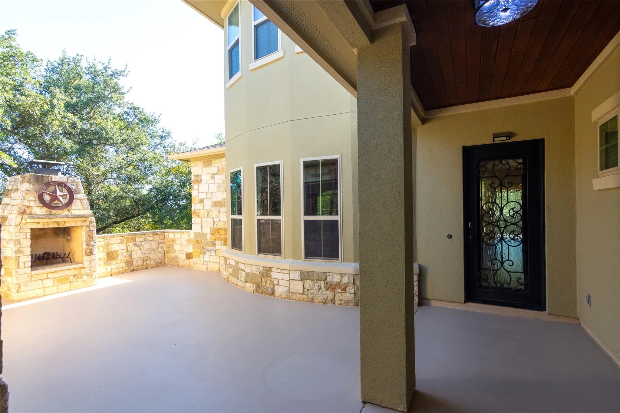 Photo 5 of 316 CHADWICK DR