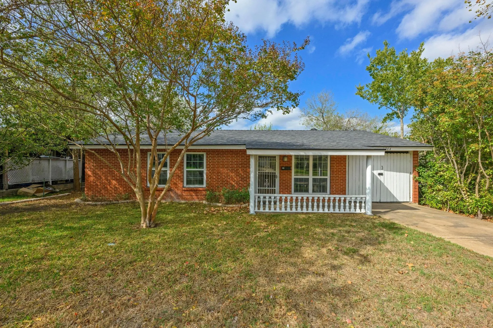 Photo of 5704 CEDARDALE DR, Austin, TX, 78745