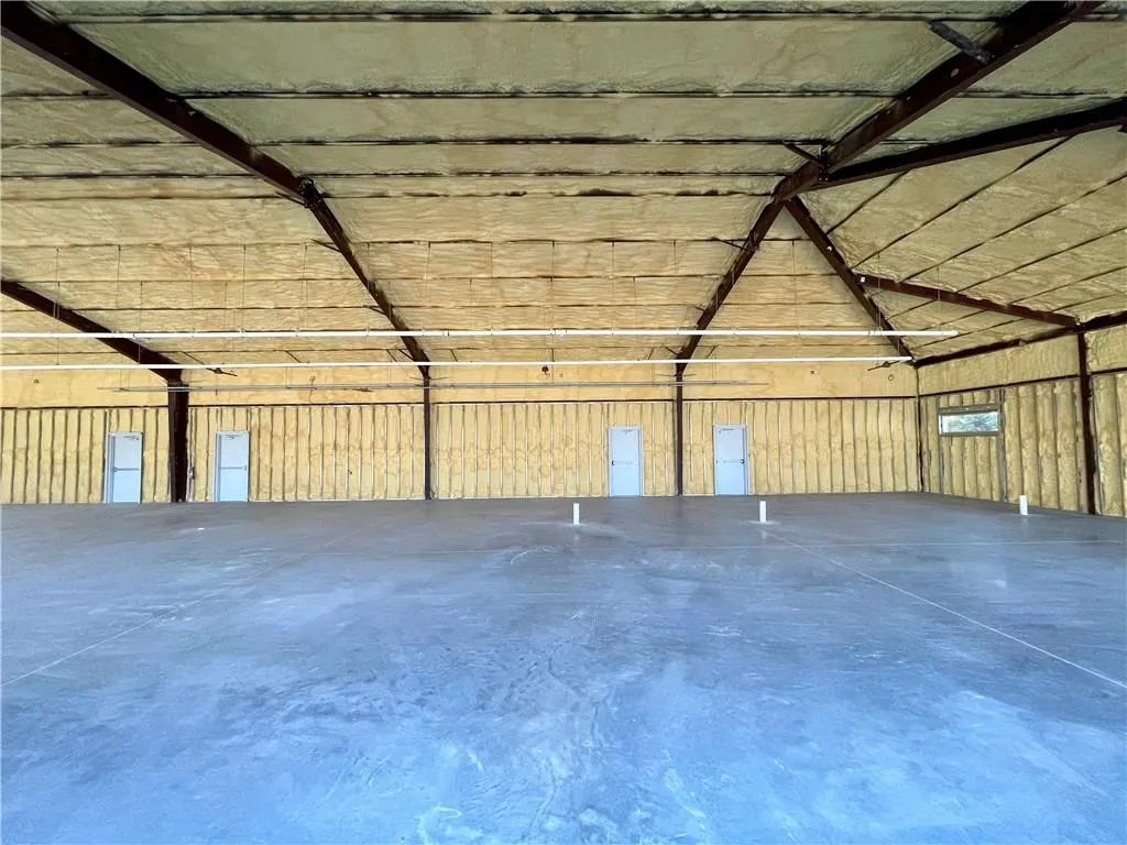 Photo 2 of 706 LEANDER DR #300