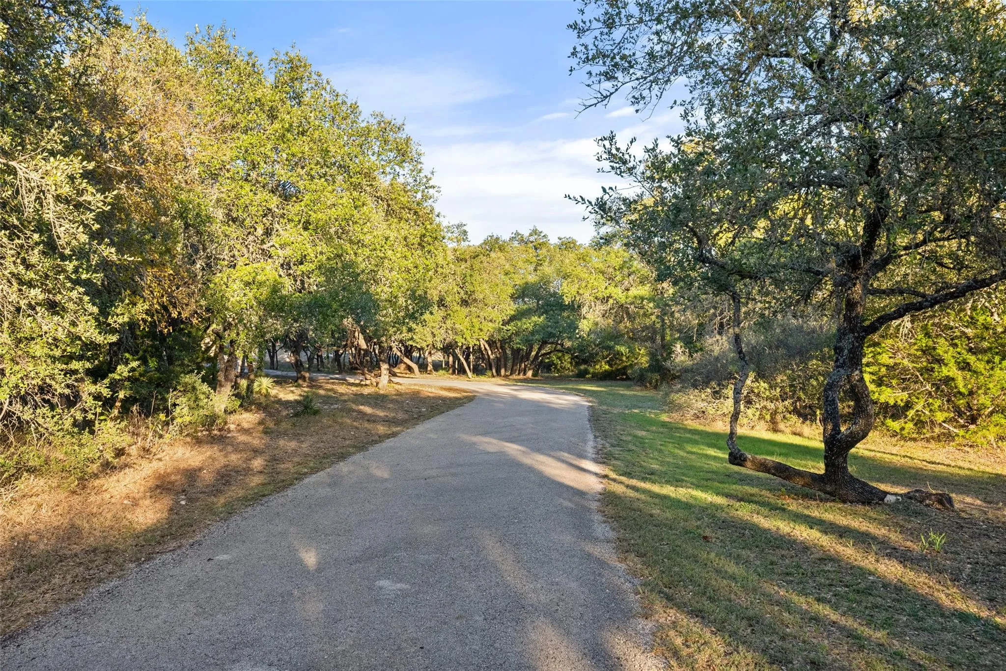Photo 5 of 301 CRYSTAL MEADOWS DR
