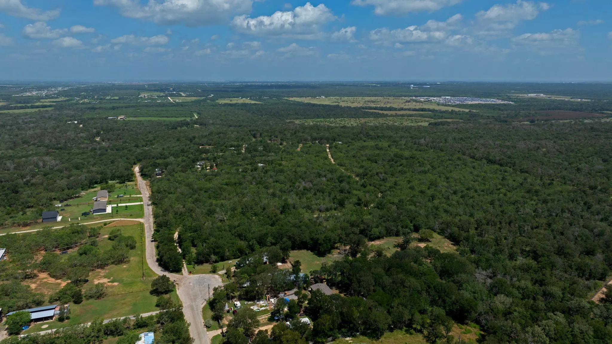 Photo of 326 THE FOREST RD, Dale, TX, 78616