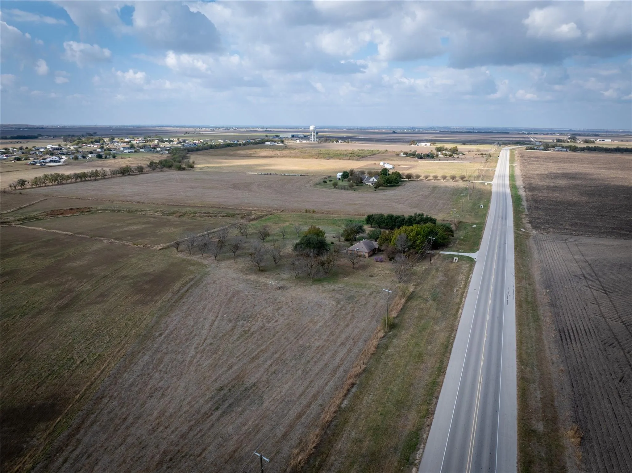 Photo 2 of 4100 COUNTY ROAD 101 RD