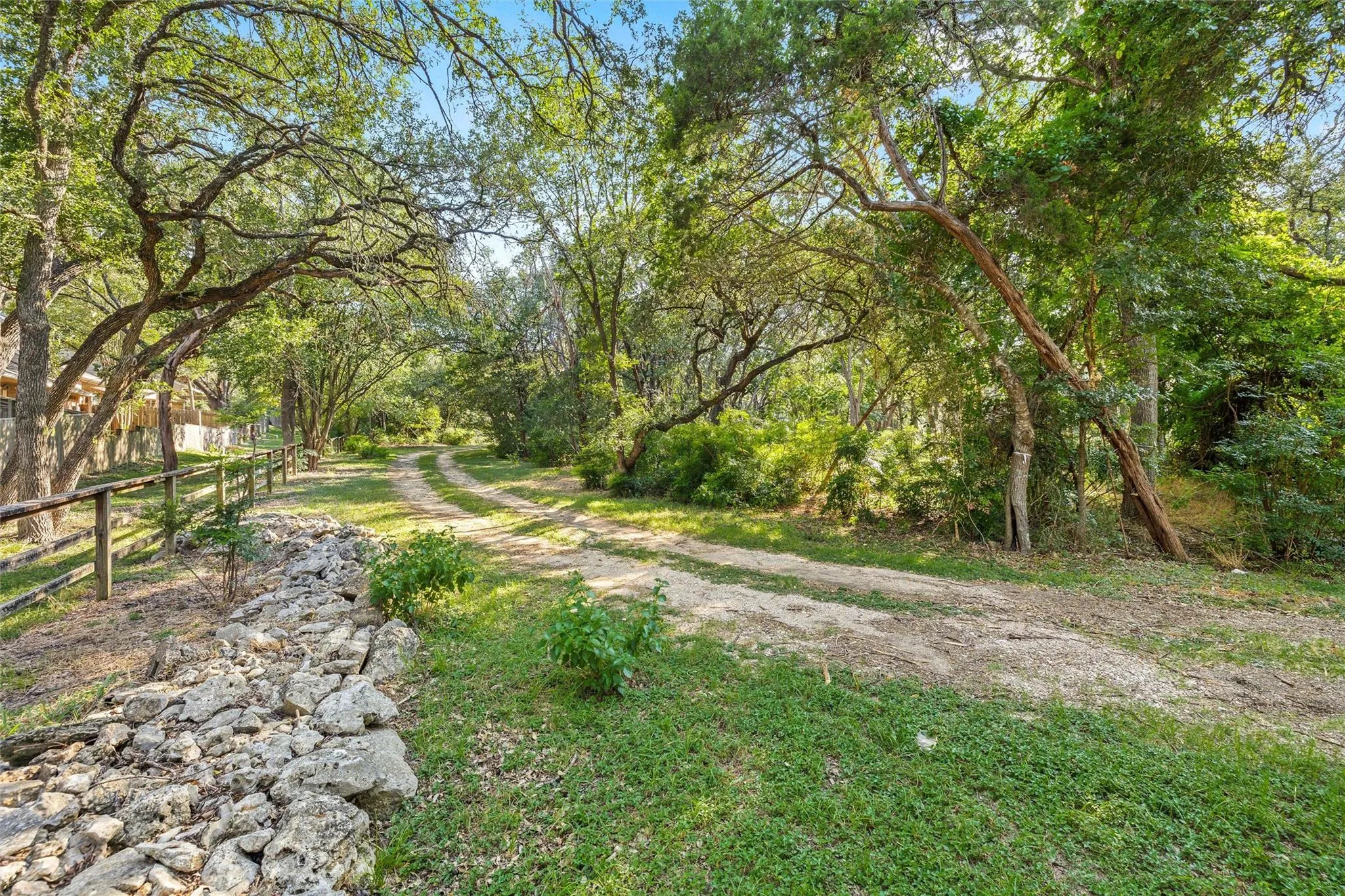 Photo 4 of 4101 SPICEWOOD SPRINGS RD