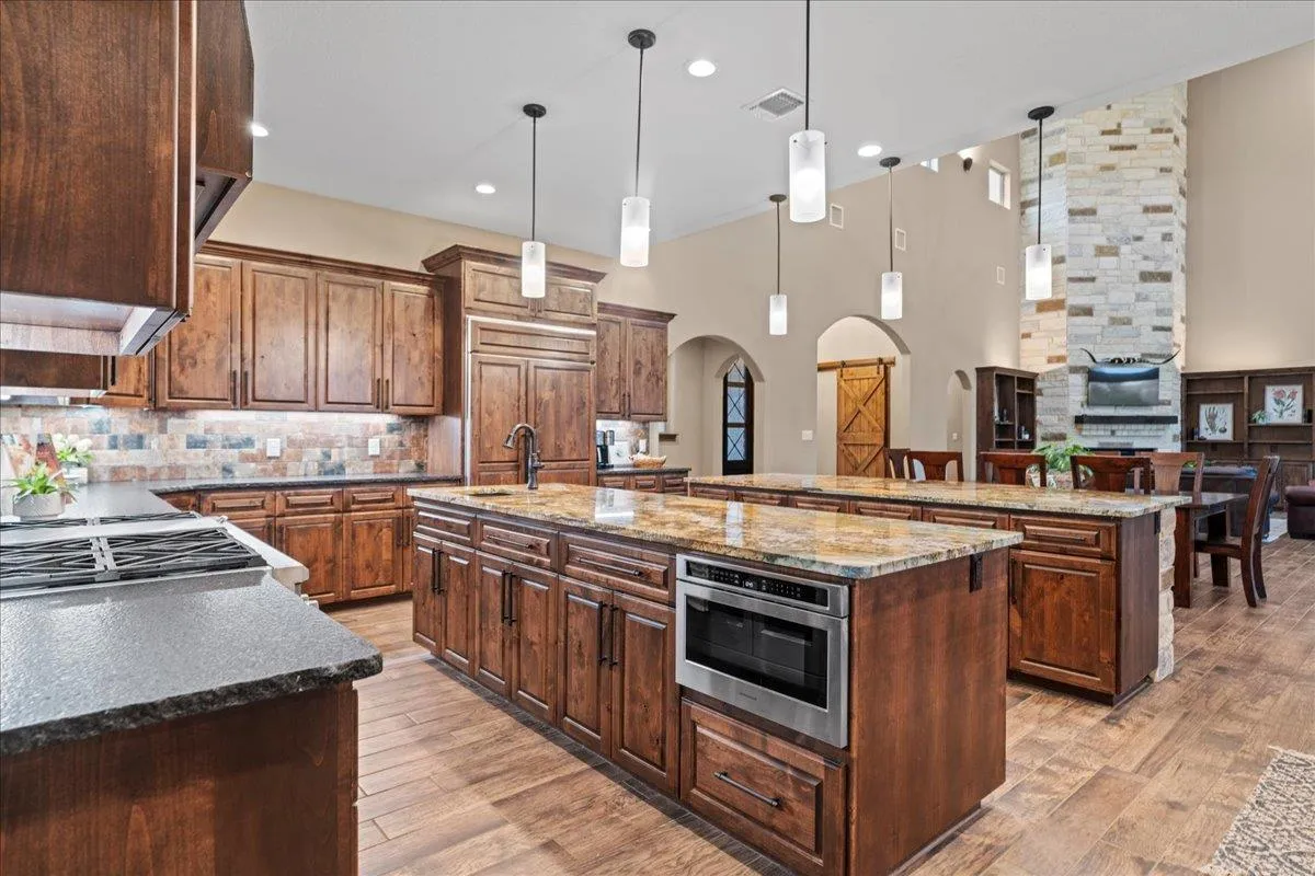 Photo 5 of 1951 BRIDLEWOOD RANCHES DR