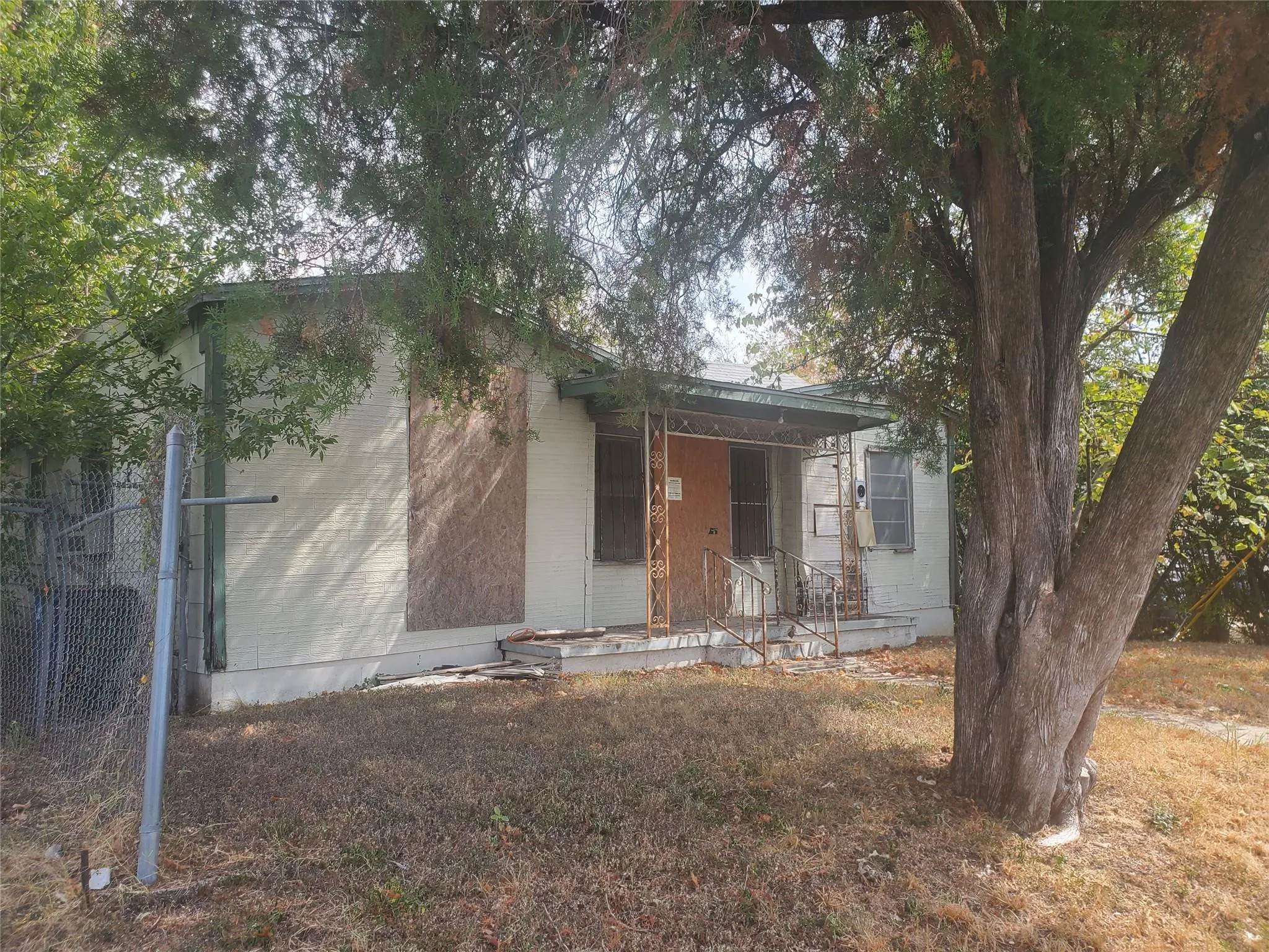 Photo of 1805 MC KINLEY AVE, Austin, TX, 78702