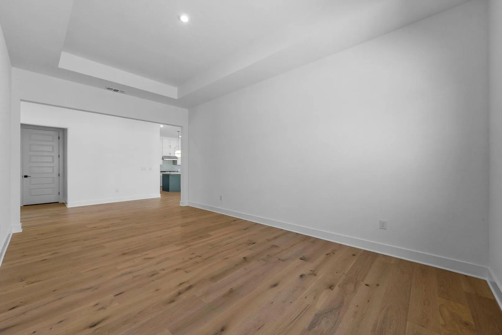 Photo 5 of 501 JACARANDA CT