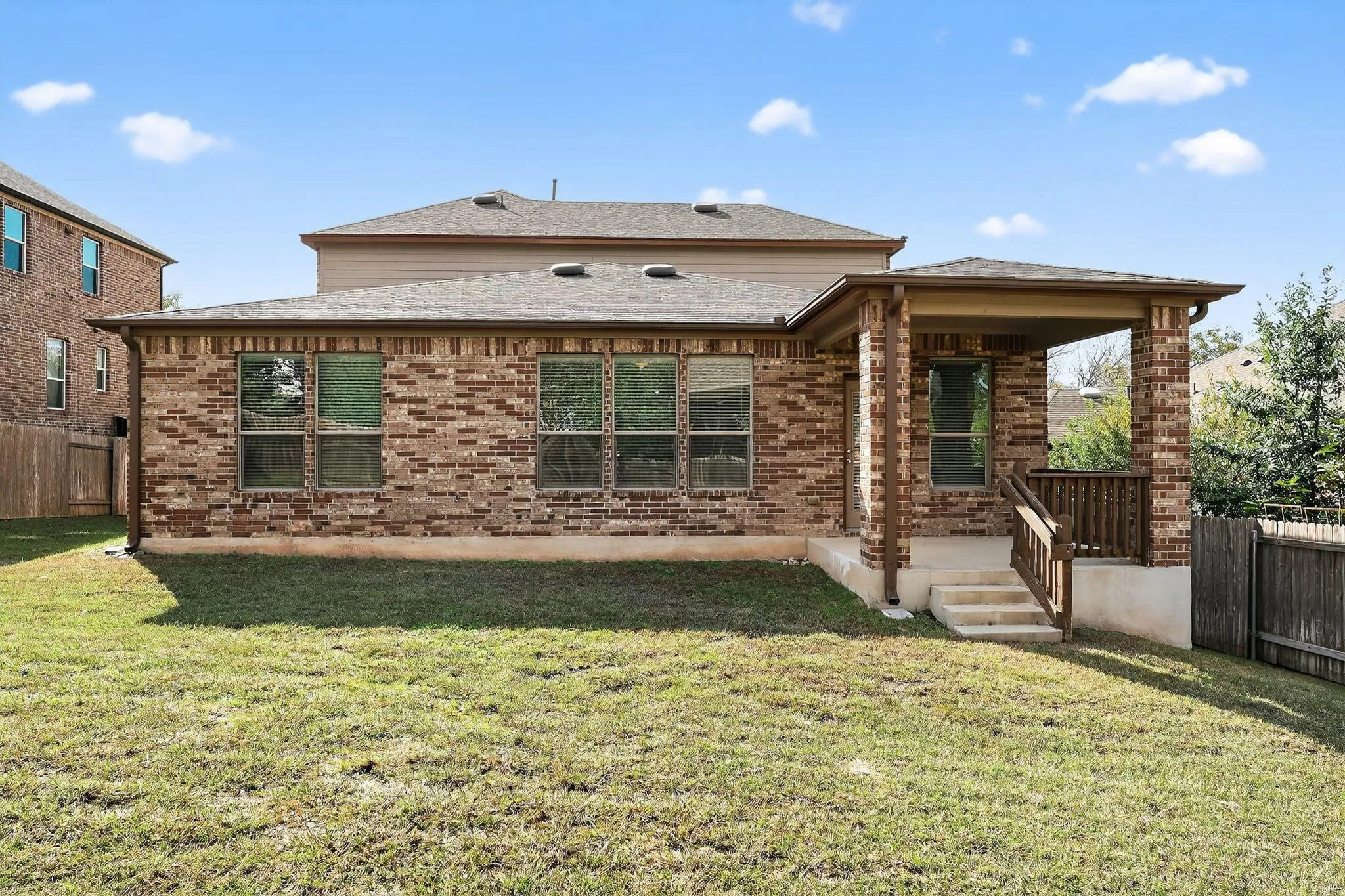 Photo 4 of 3040 FREEMAN PARK DR
