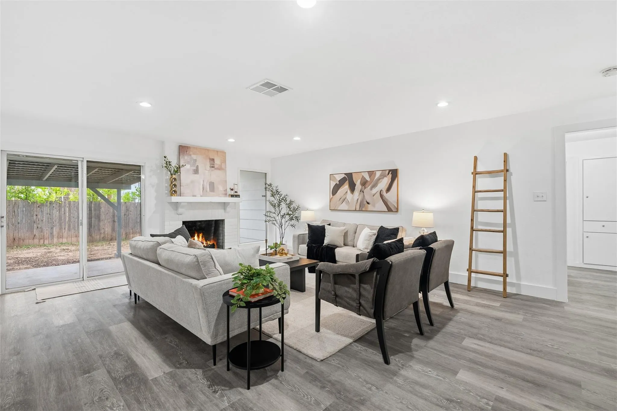 Photo 5 of 10205 WILLFIELD DR